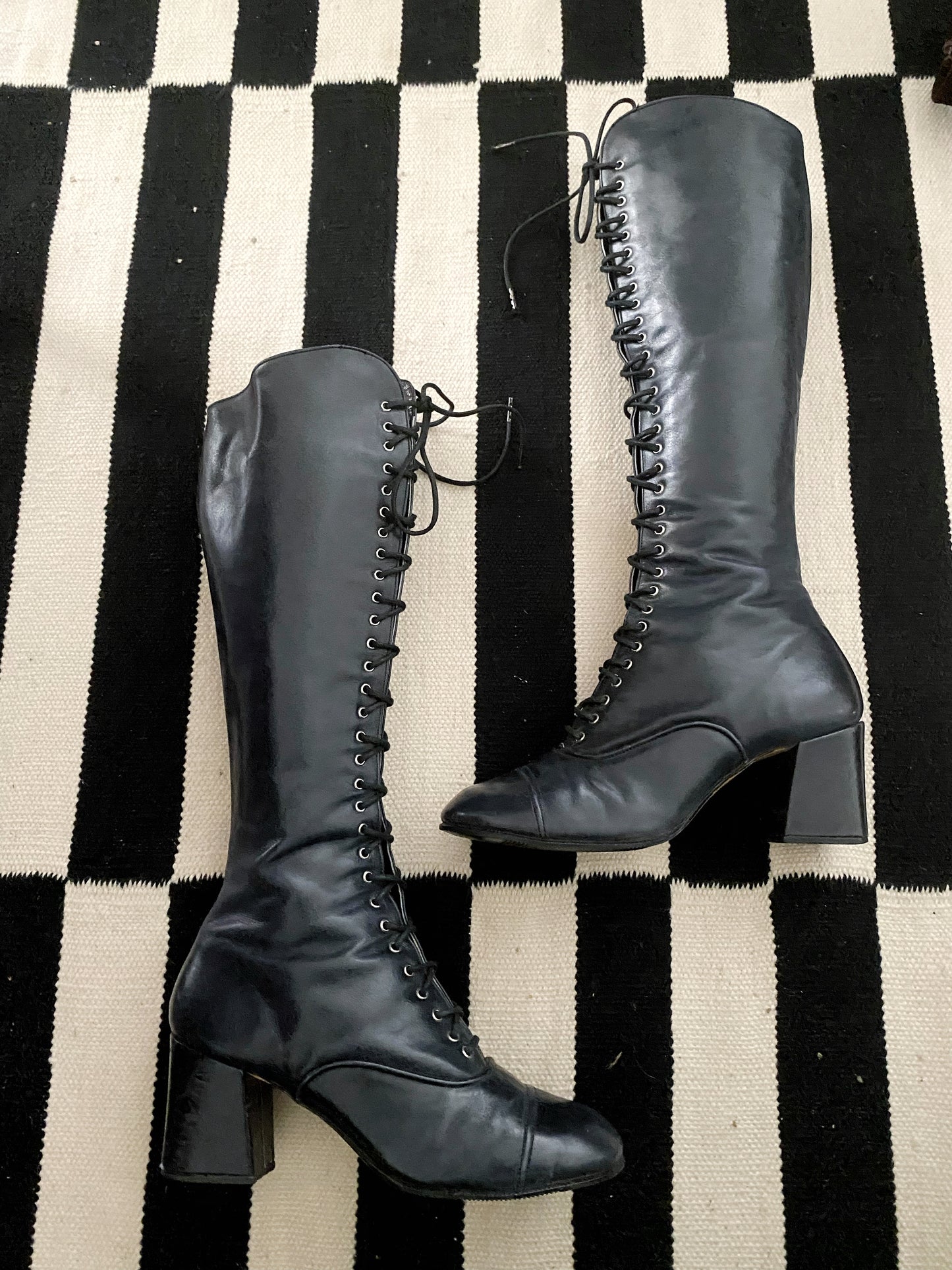 1960s Navy Leather Lace Up Gogo Boots- 7.5/8