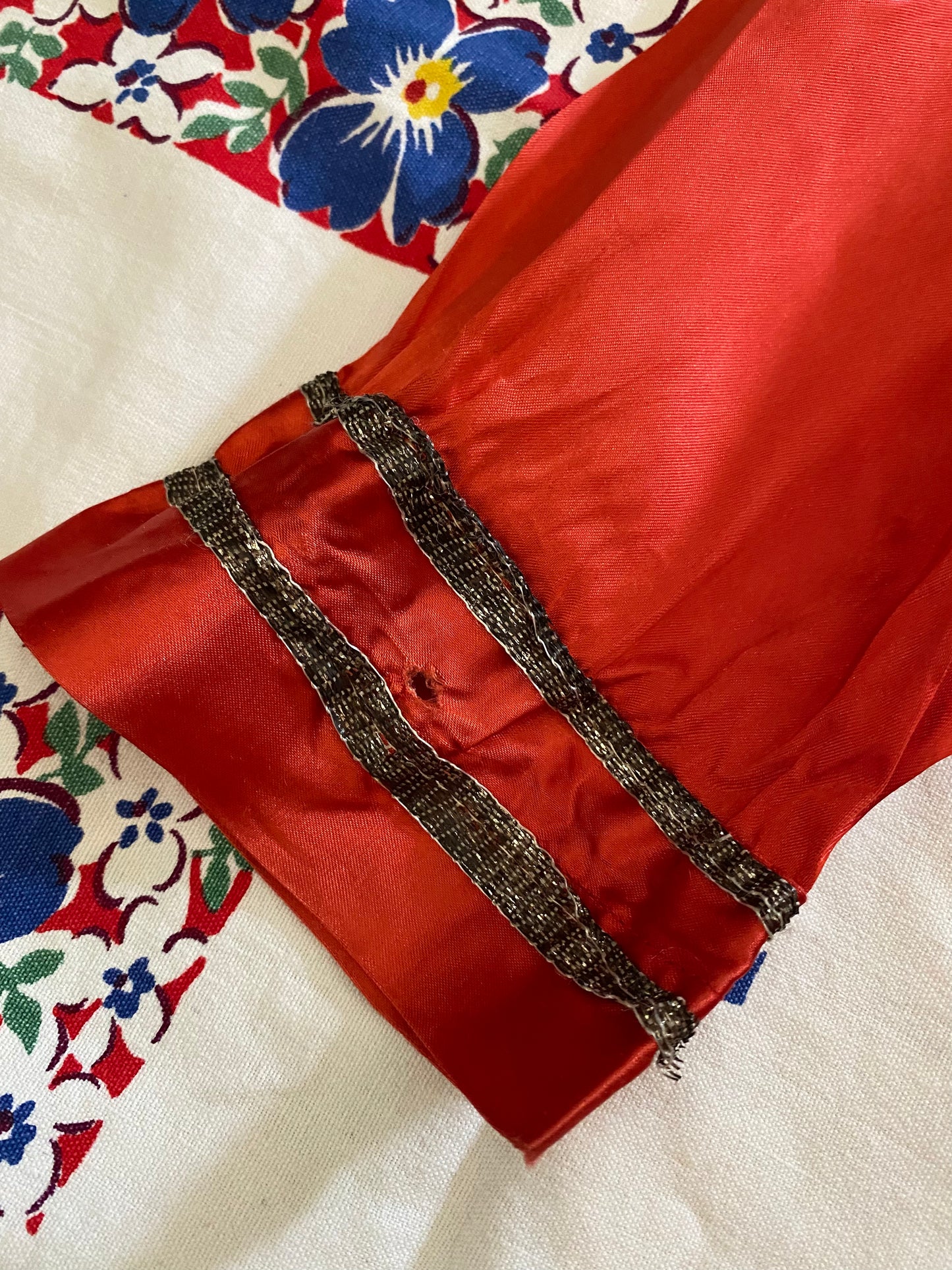 1940s Cabernet Red Satin Rayon Short Show Set- M