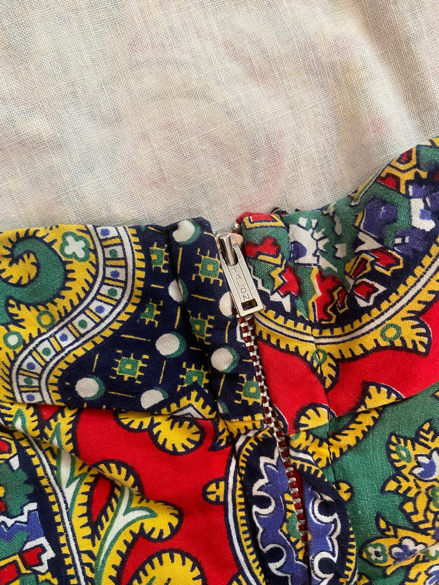 Stunning 50s Green Paisley Cotton Halter Dress- 10