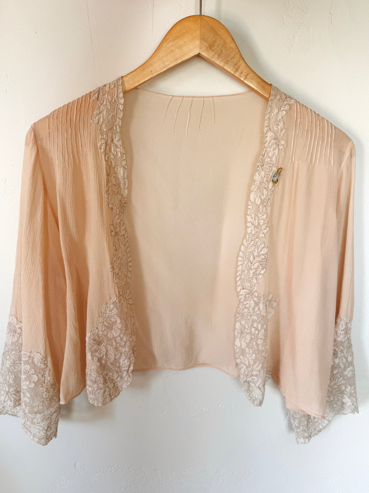 1930s Blush Pink Crinkle Silk Chiffon + Lace Bed Jacket- S-M/L