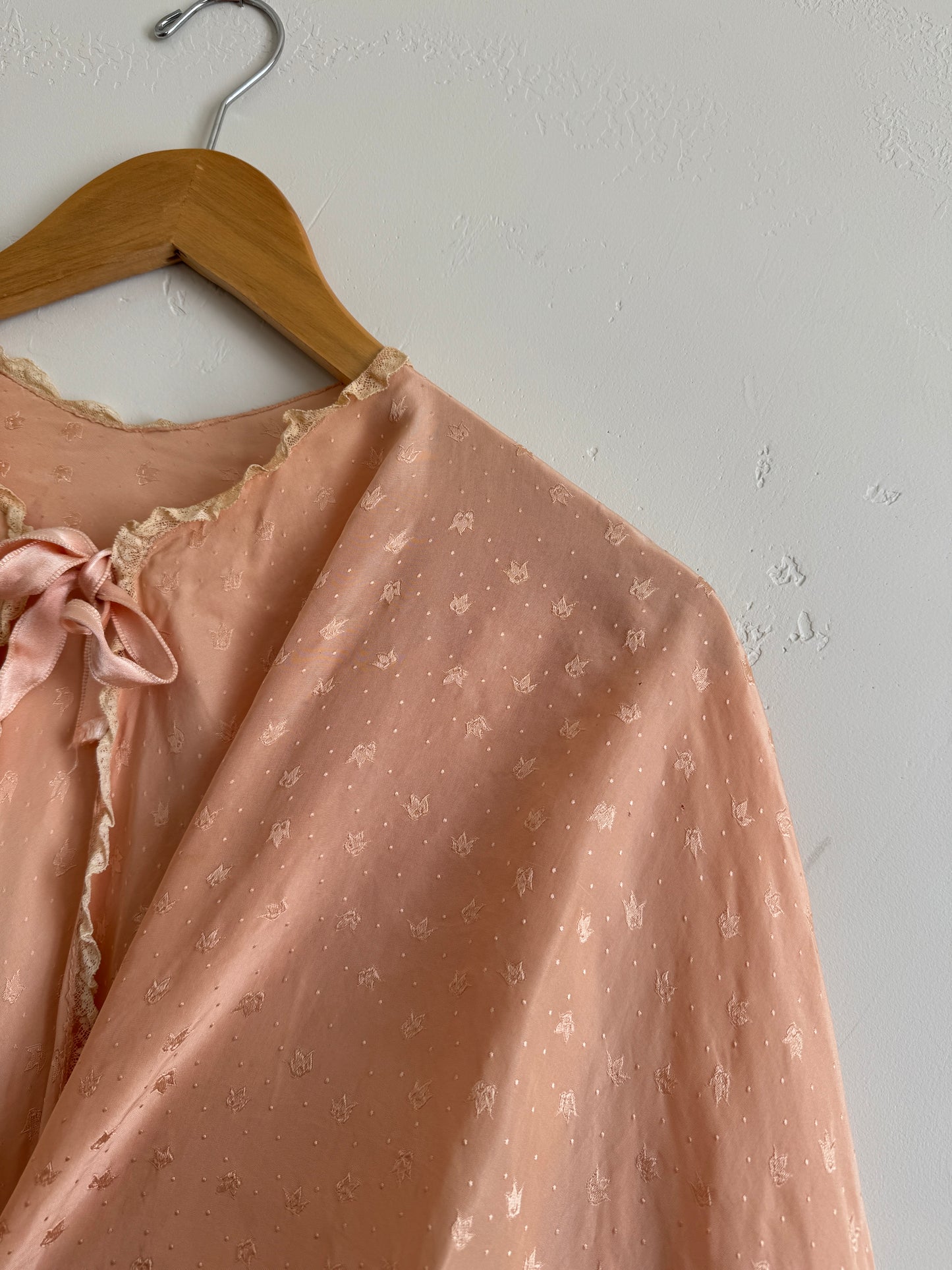 1930s Dusty Rose Silk Brocade Hanker Chief Bed Jacket- S-M