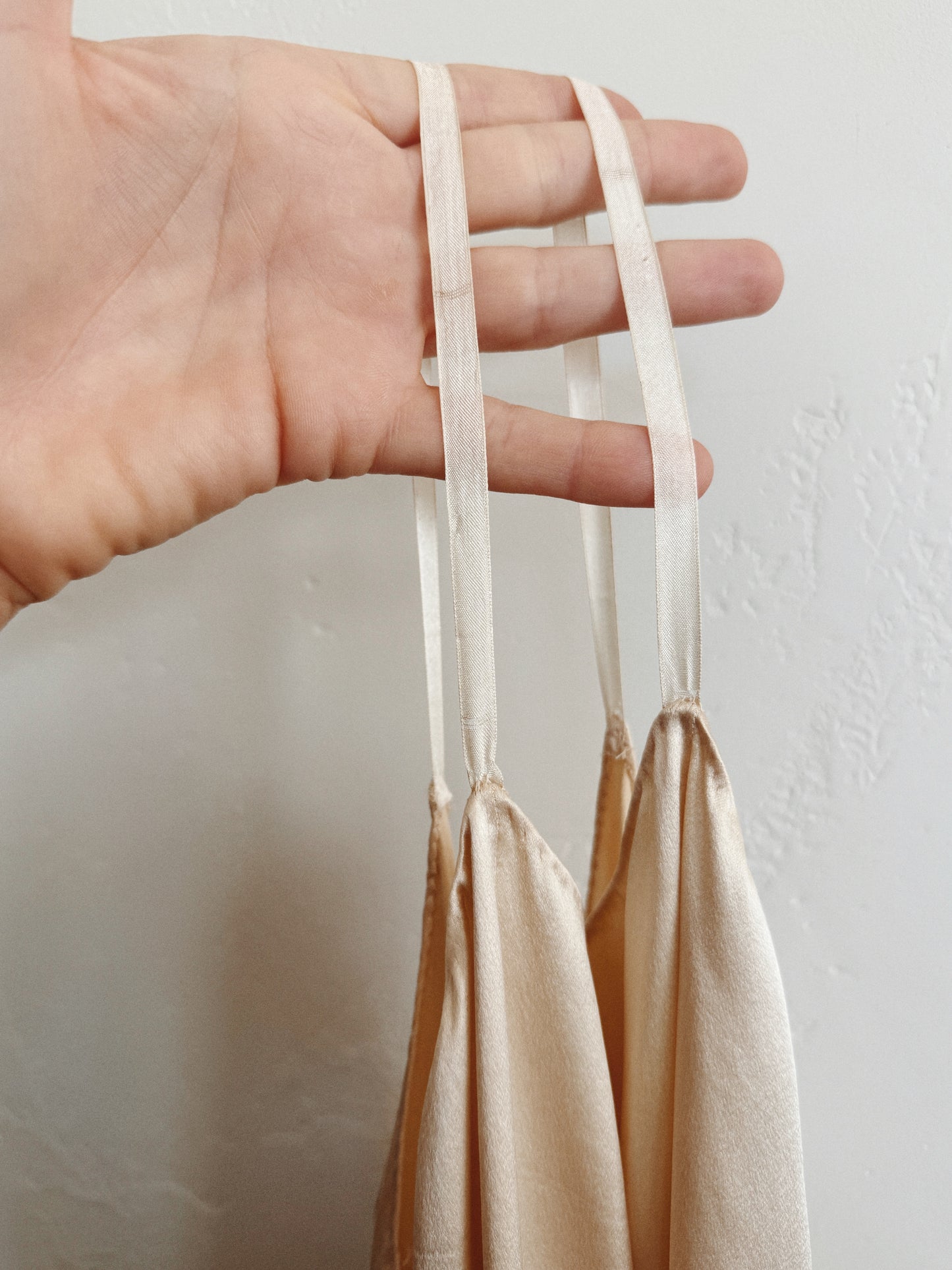 1930s White Lace + Puffed Shoulder Gown w/ Rhinestone Belt- XS/S