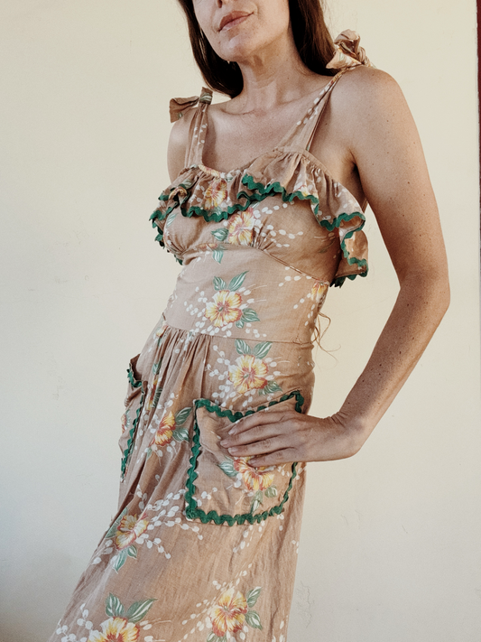 1940s Hawaiian Hibiscus Cotton Summer Dress w/ Ric Rac Trim- S