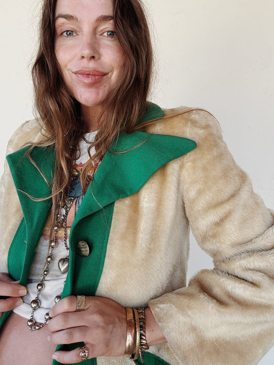 1930s/40s Teddy Bear Coat w/ Puffed Shoulders- S/M-M