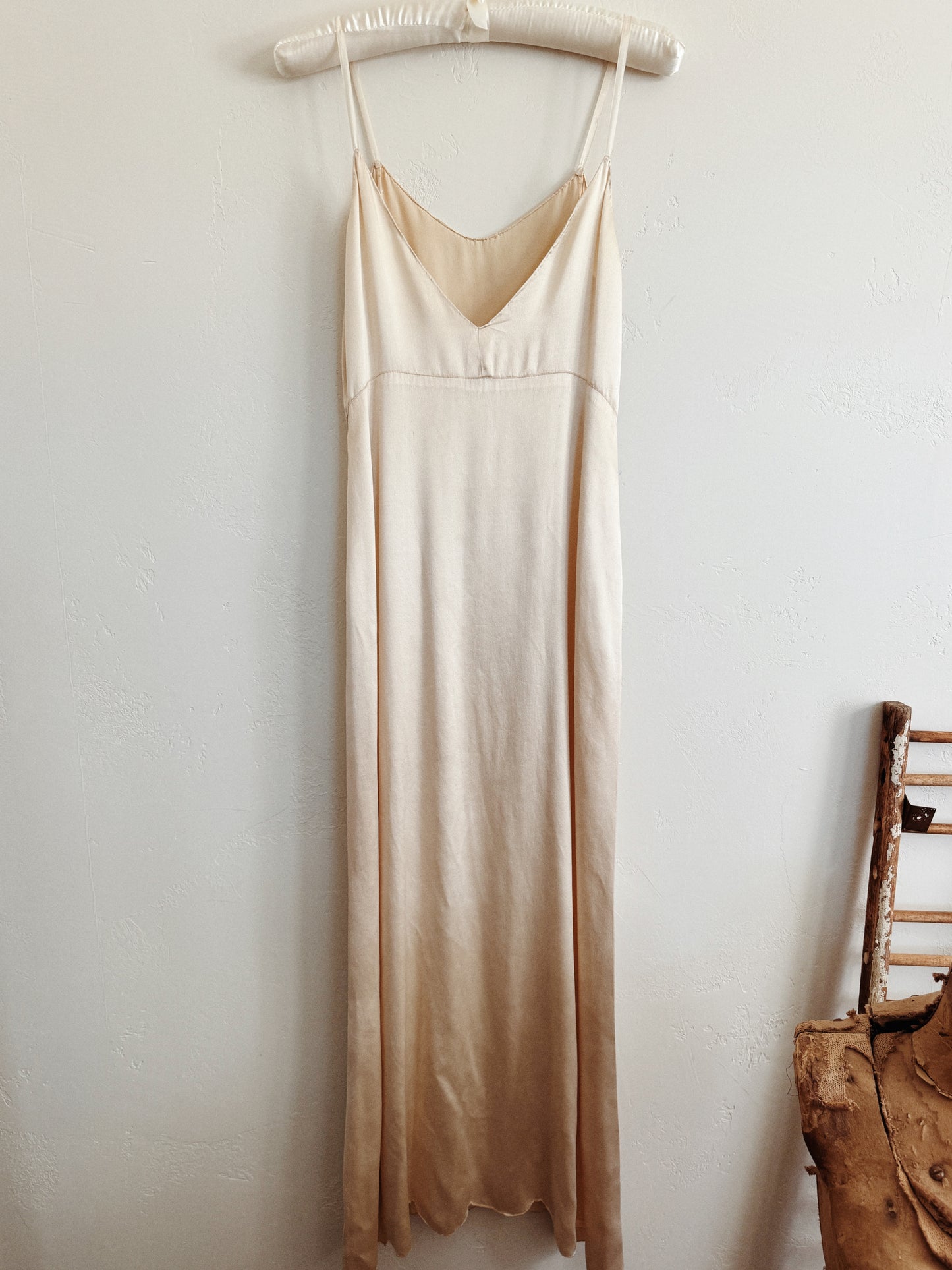 1930s White Lace + Puffed Shoulder Gown w/ Rhinestone Belt- XS/S