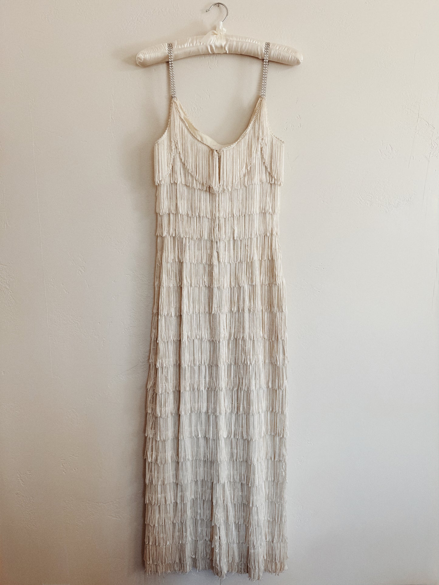 1950s White Tiered Fringe Hourglass Evening Gown- S