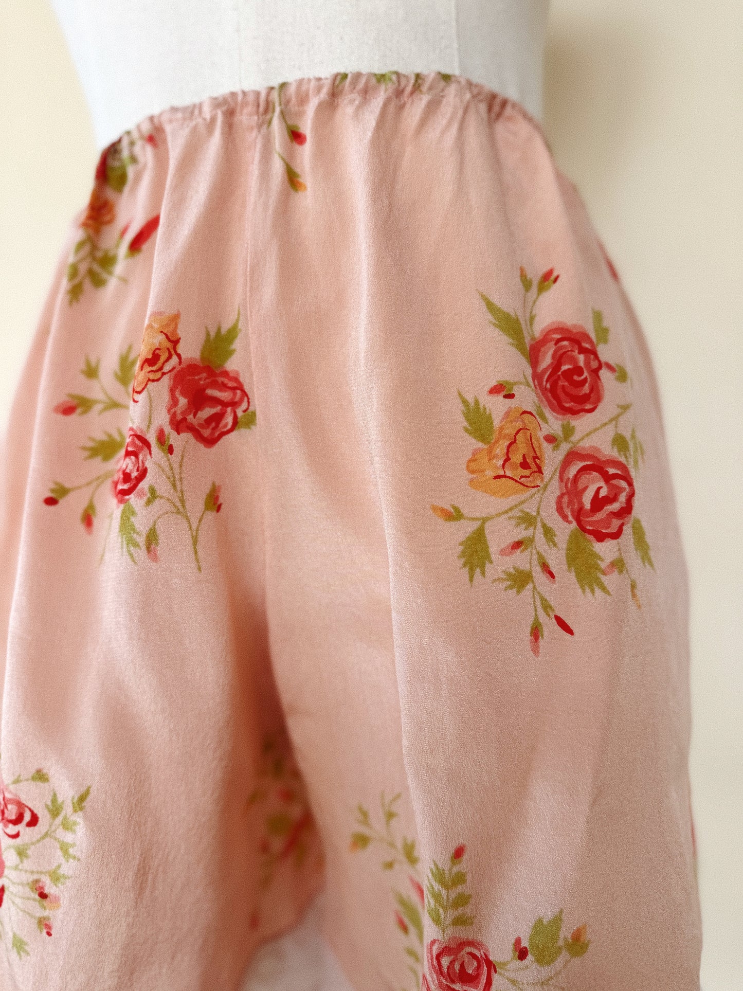 1930s Peach Silk Floral Tap Shorts w/ Net Ruffled Hem- S/M
