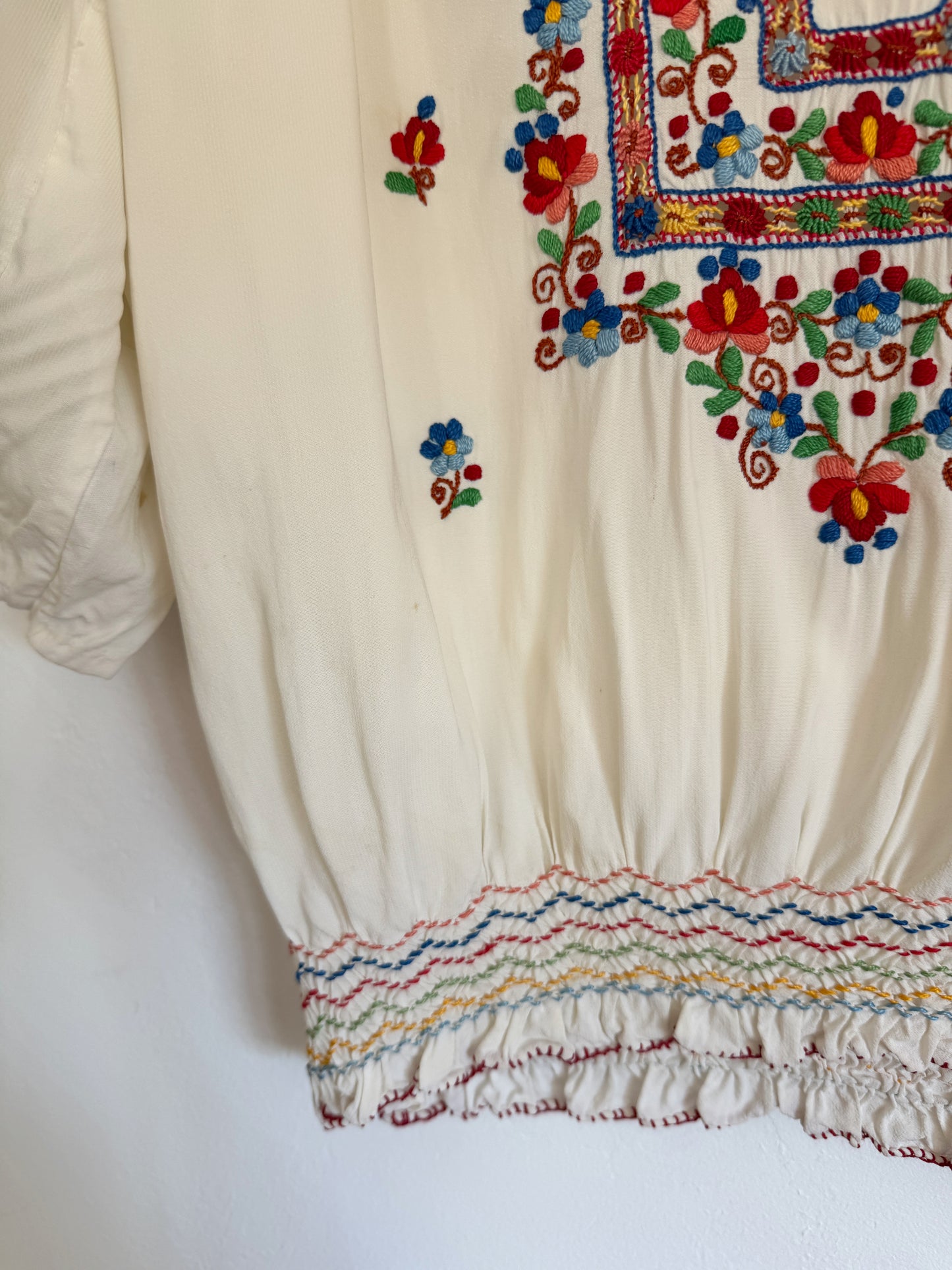 1930s/40s Embroidered Rayon Hungarian Peasant Blouse- S/M-M