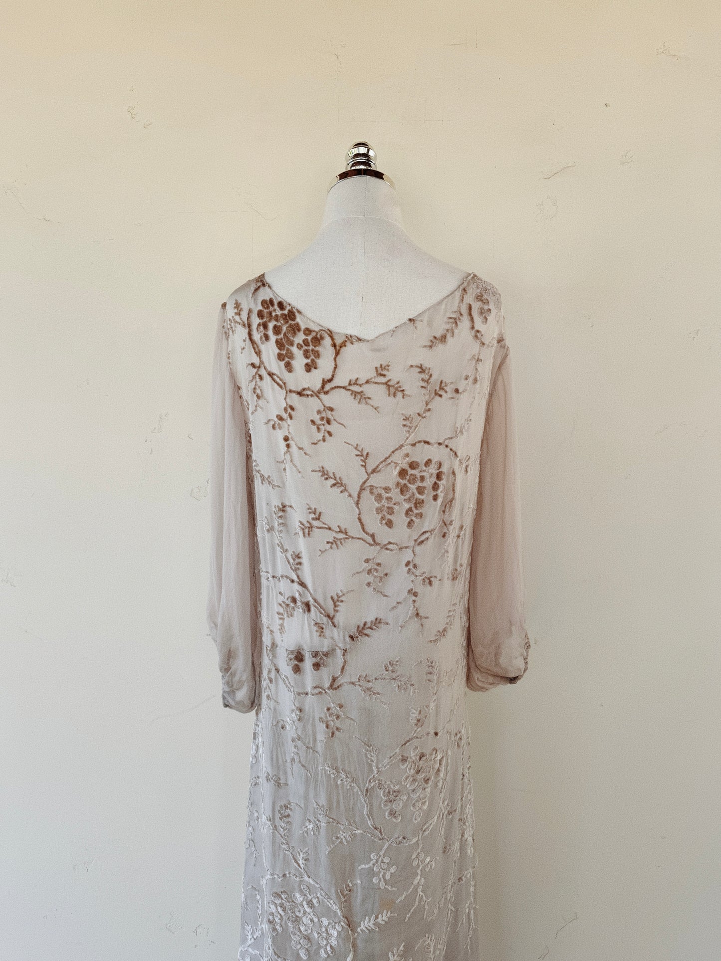 1920s Champagne Grape Silk Chiffon Devoré Velvet Goddess Gown- S/M-M