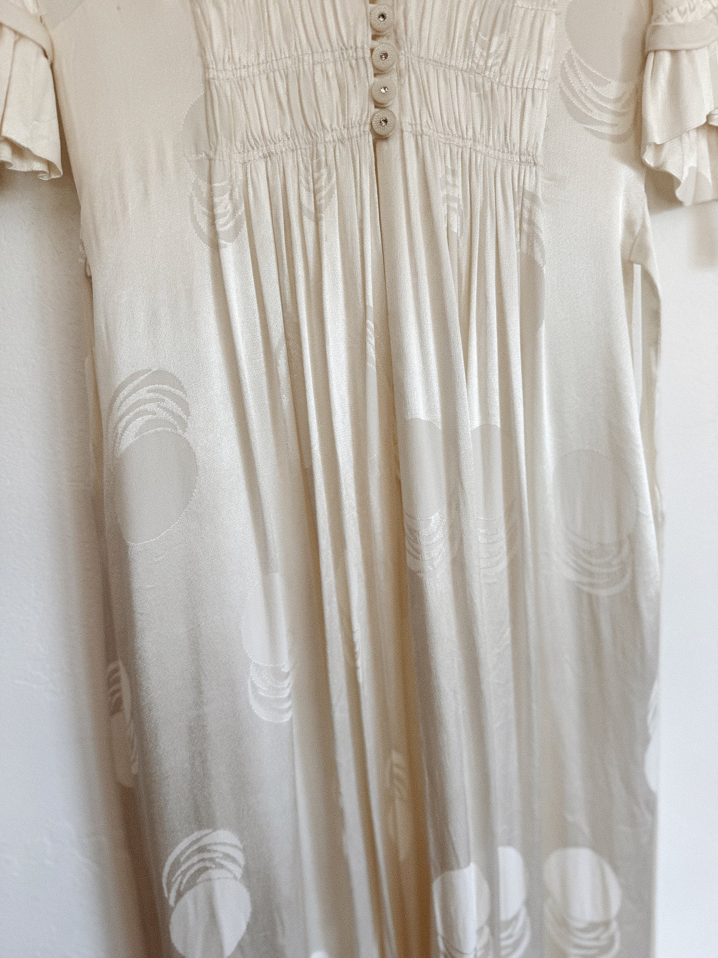 1930s/40s Pure White Abstract Rayon Jacquard Peignoir w/ Rhinestone Buttons- XS/S