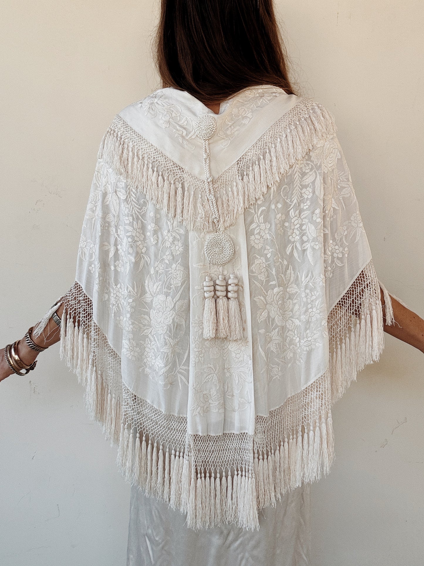 1920s Ivory Cantonese Silk Embroidered Shawl w/ Fringe + Tassels- S-M/L