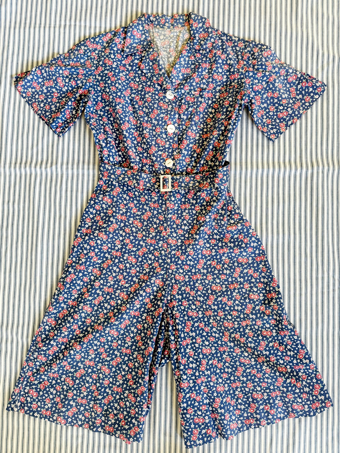 1940s Floral Cotton Playsuit w/ Original Belt- S