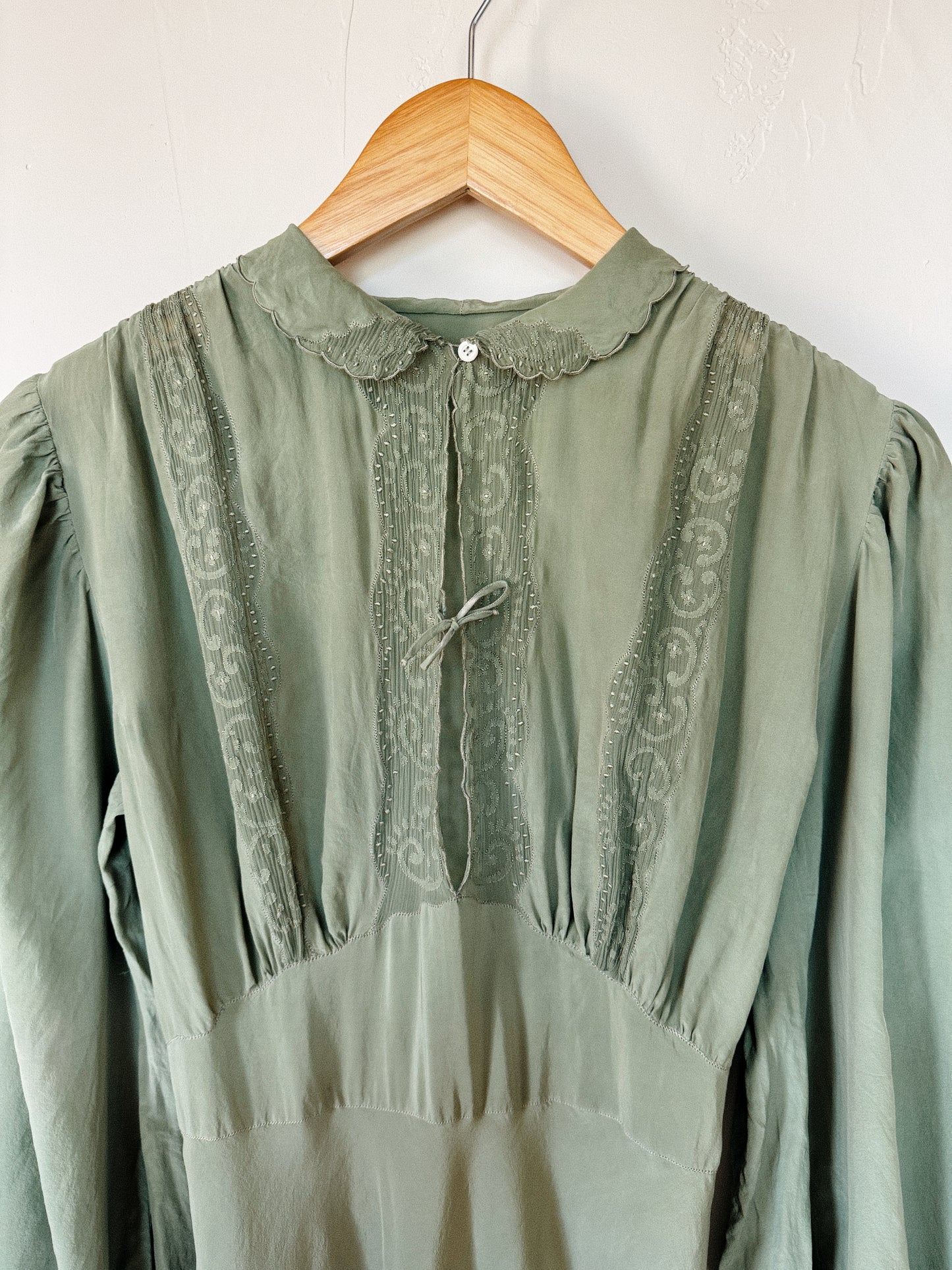 1930s Juniper Green Embroidered Silk Gown w/ Crinkle Chiffon Inserts- S-S/M