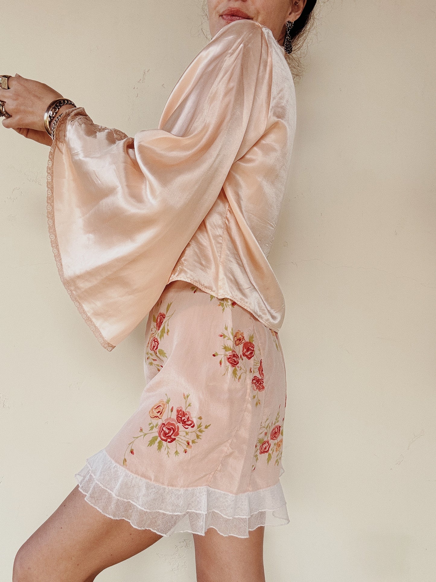 1930s Peach Silk Floral Tap Shorts w/ Net Ruffled Hem- S/M