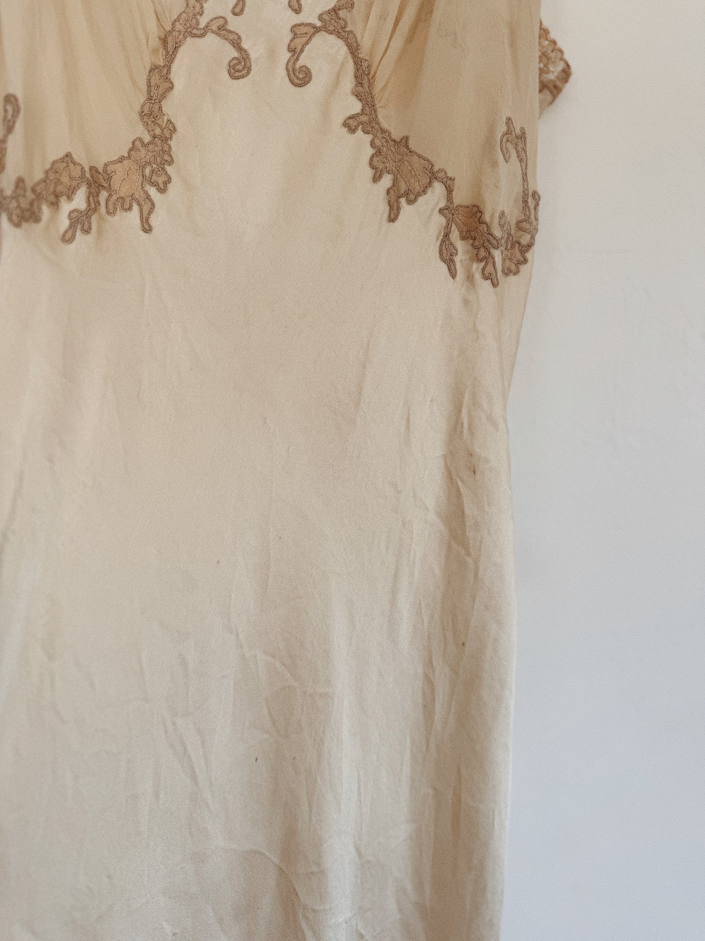 1930s Champagne Silk + French Lace Spaghetti Strap Slip Dress- S- S/M