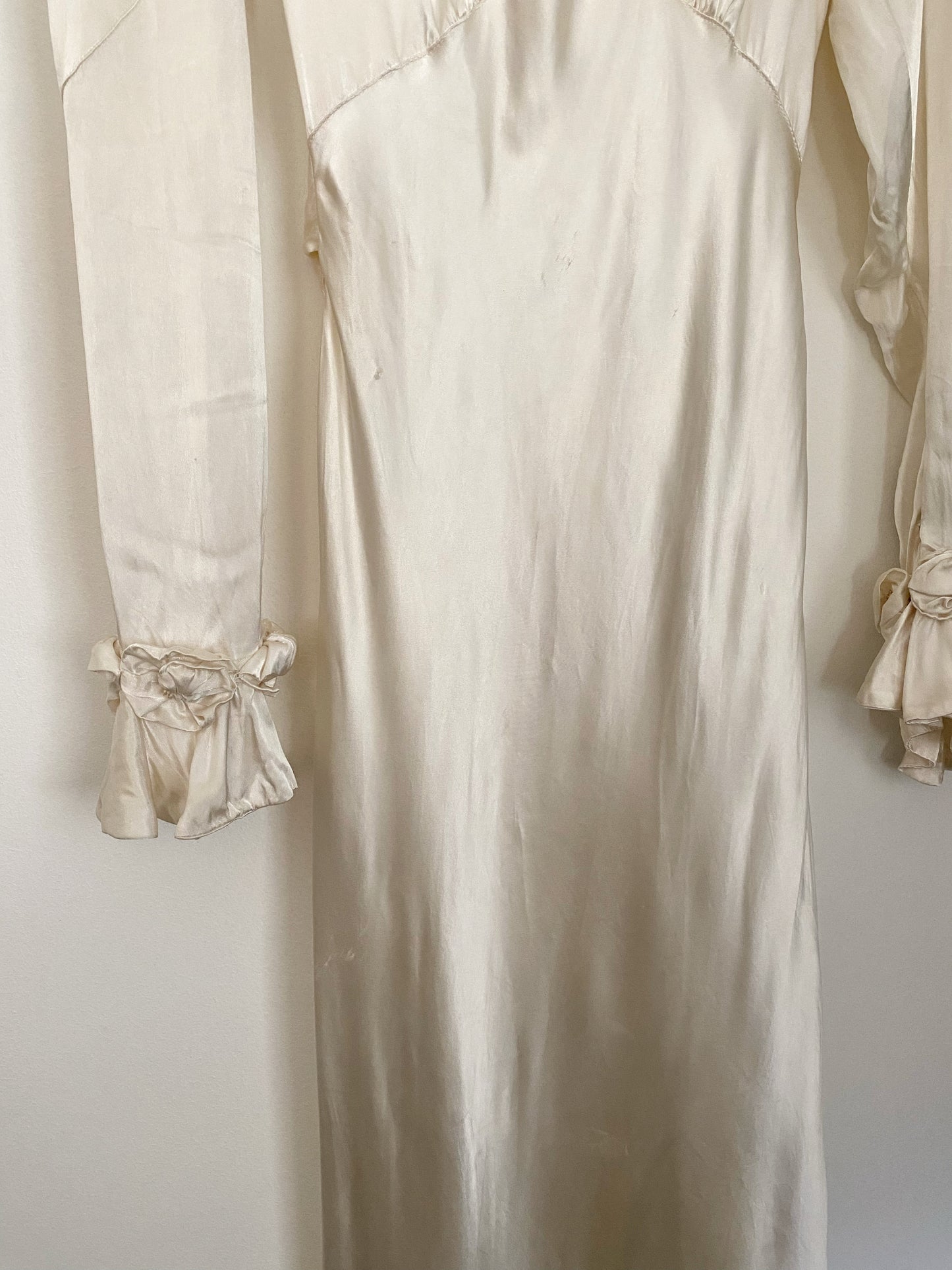 1930s Liquid Satin Bias Cut Wedding Dress- 5/6