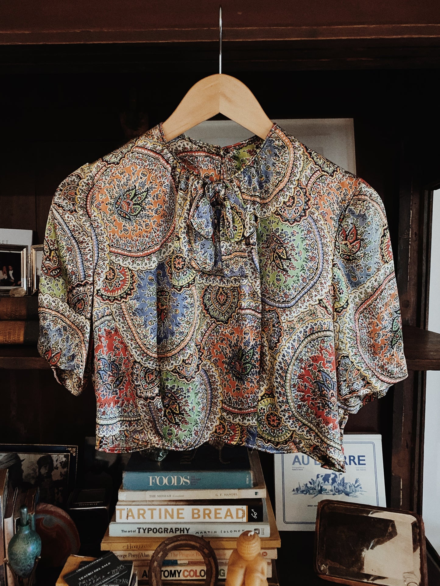 1940s Multicolored Satin Paisley Cropped Blouse- M