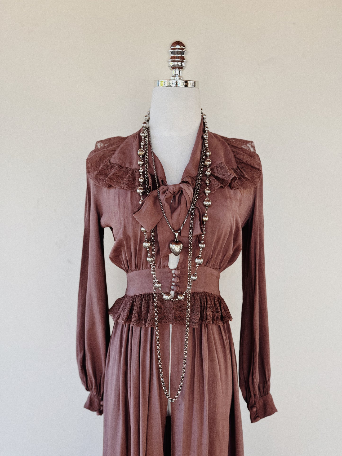 1940s Brown Rayon + Lace Peignoir- XS/S