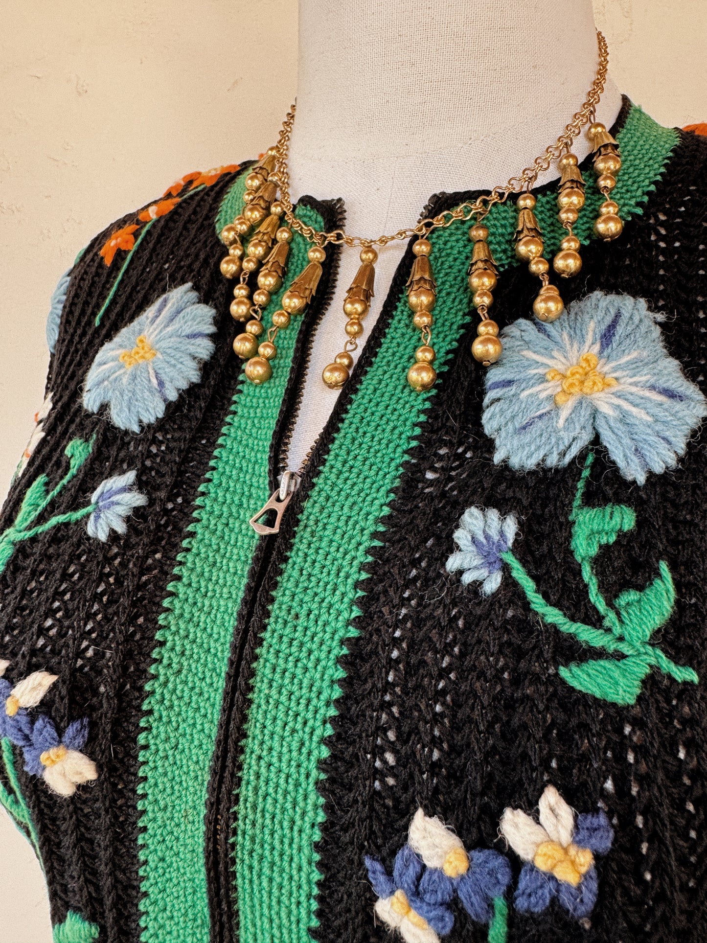 1930s Rare Embroidered Cropped Knit Cardigan w/ Bell Zipper Front- S/M-M