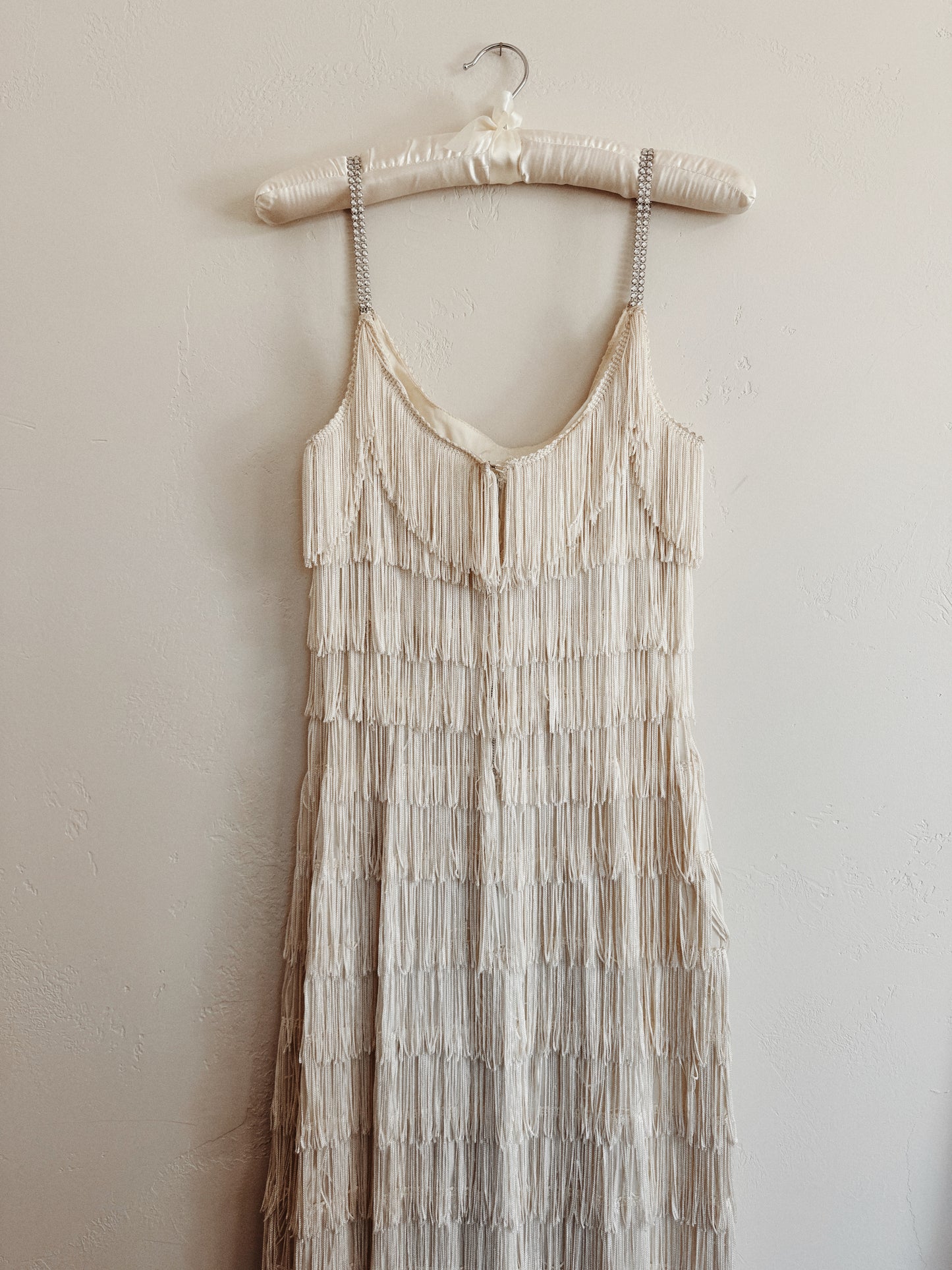 1950s White Tiered Fringe Hourglass Evening Gown- S