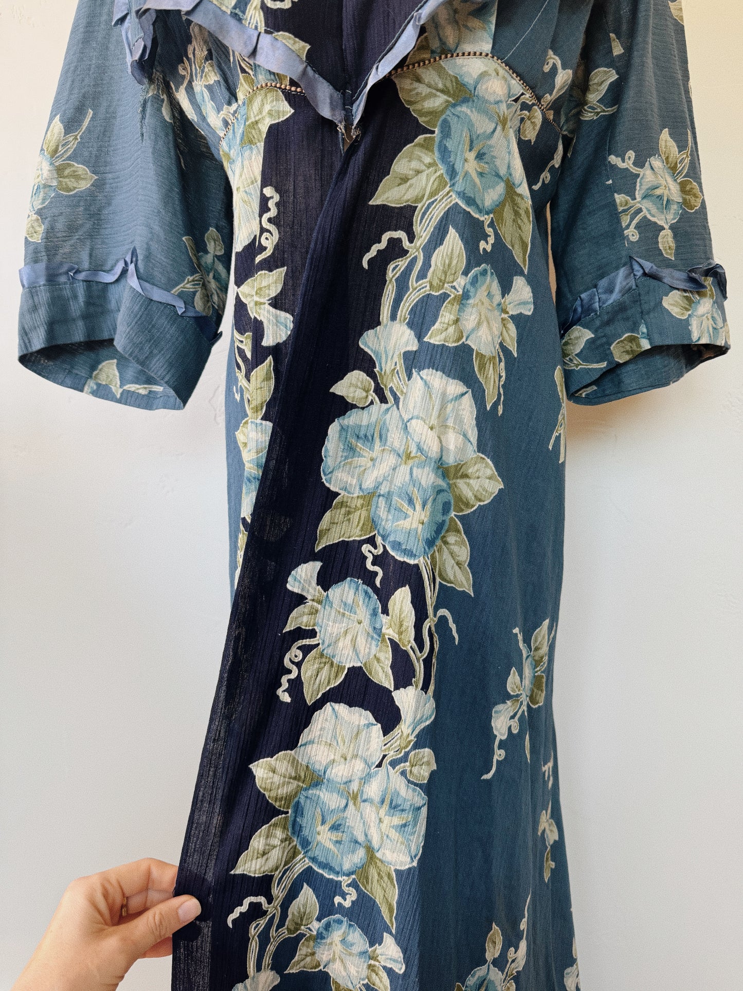 1910s Edwardian Blue Morning Glory Peignoir Duster- S/M-M