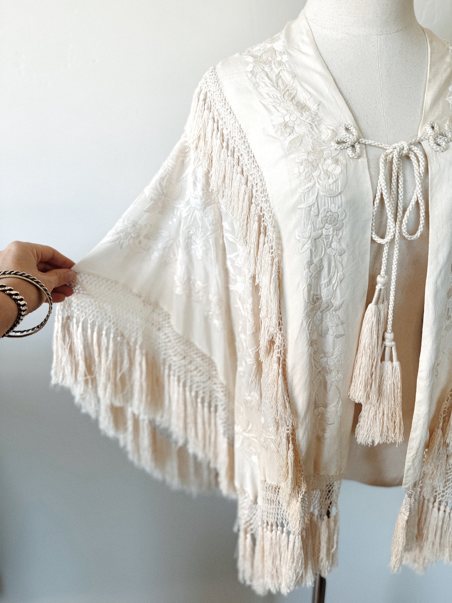 1920s Ivory Cantonese Silk Embroidered Shawl w/ Fringe + Tassels- S-M/L