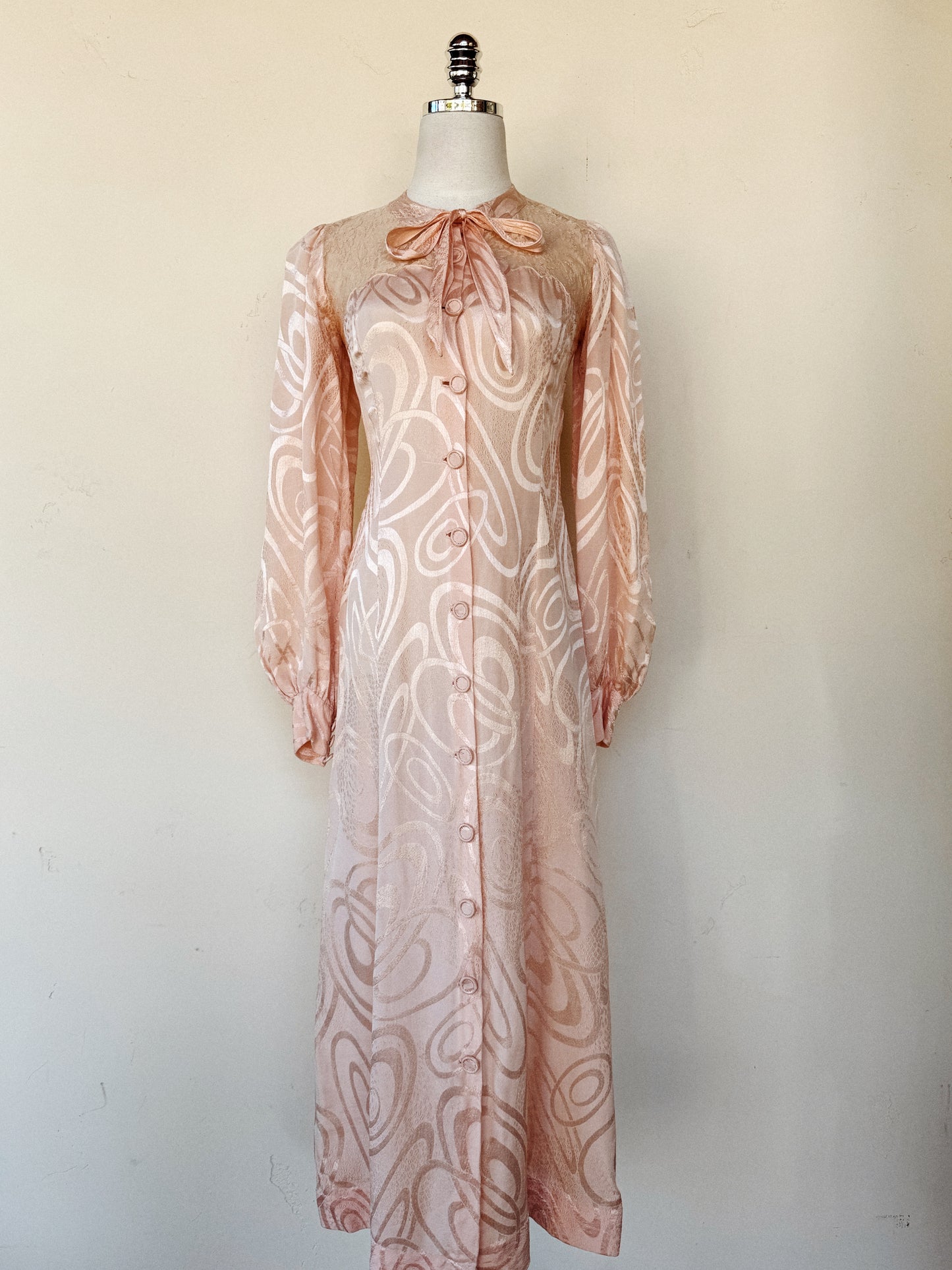1930s Princess Pink Abstract Silk Dressing Gown- S