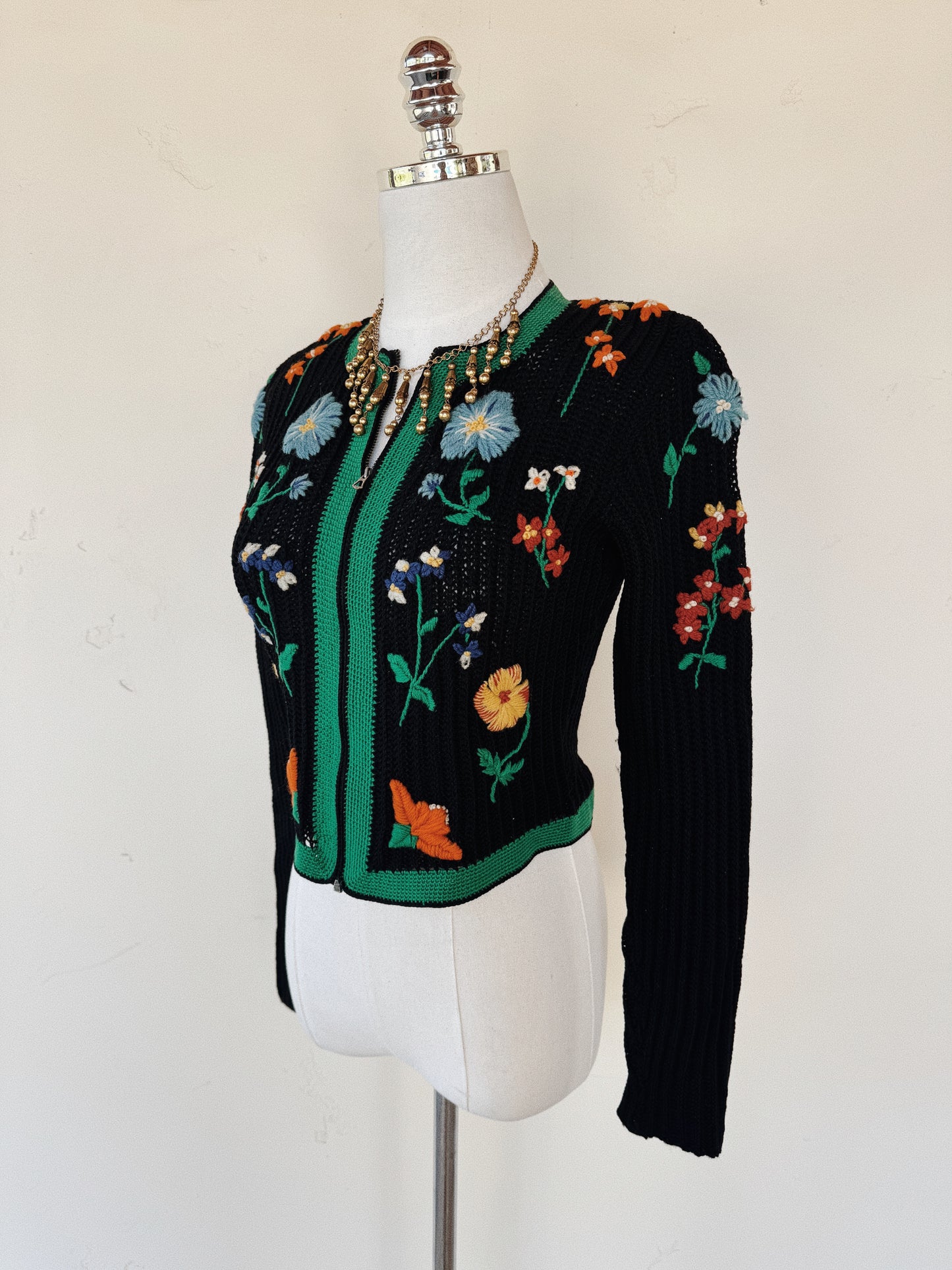 1930s Rare Embroidered Cropped Knit Cardigan w/ Bell Zipper Front- S/M-M