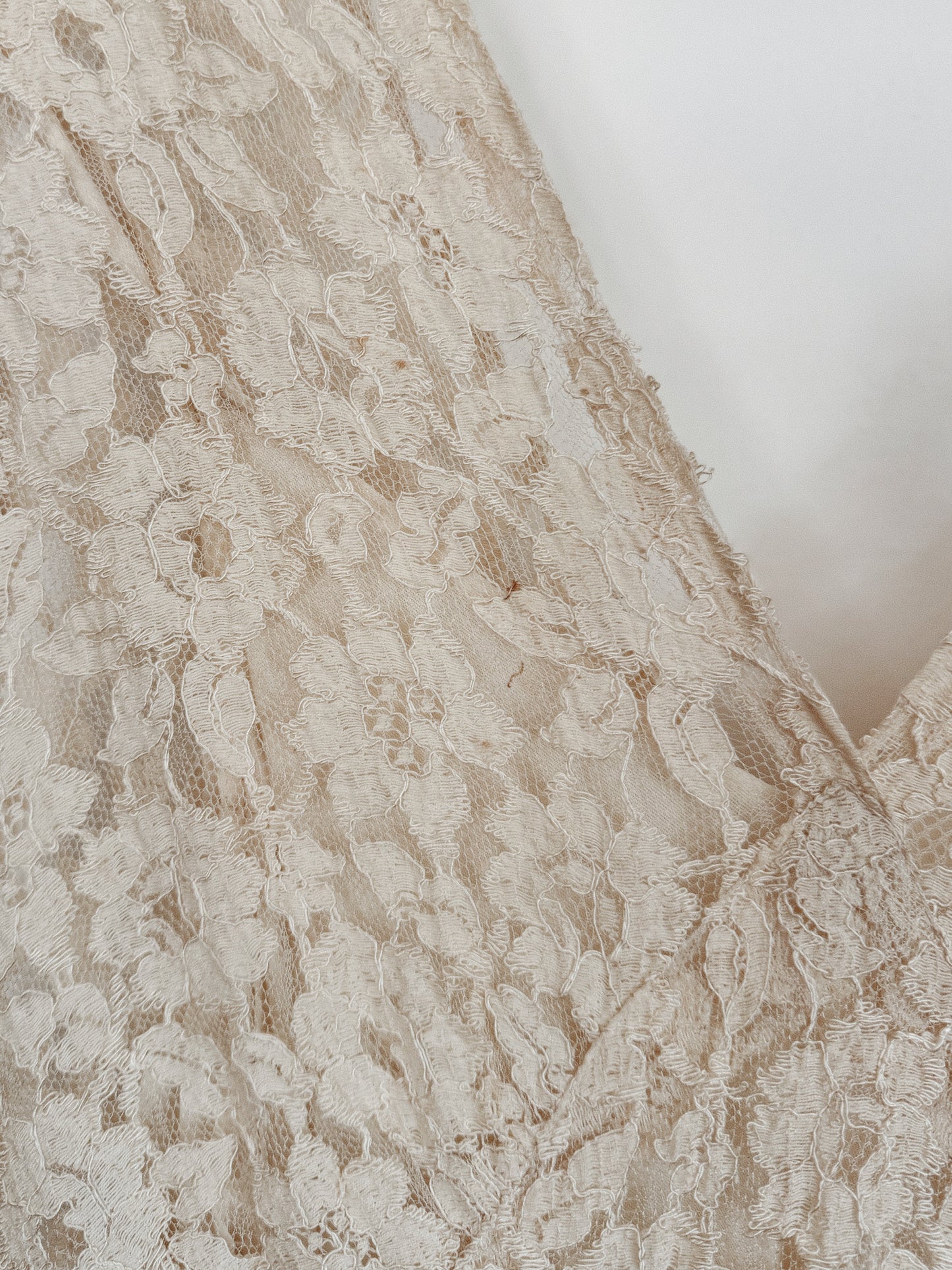 1930s Ivory Lace Gown w/ Rayon Under Slip- M