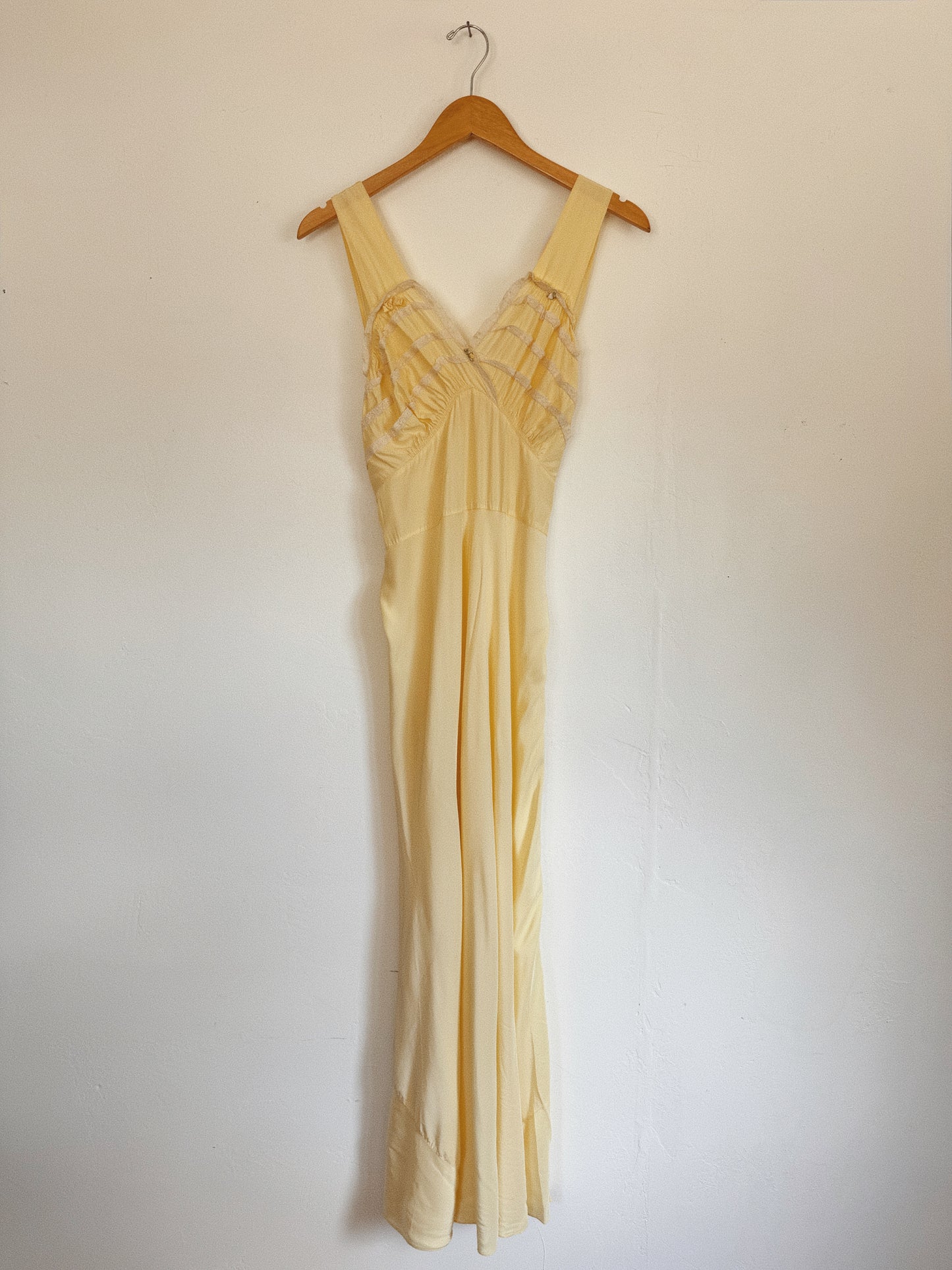 1940s Lemonade Ruffle Rayon Slip Dress w/ Rosettes- S/M