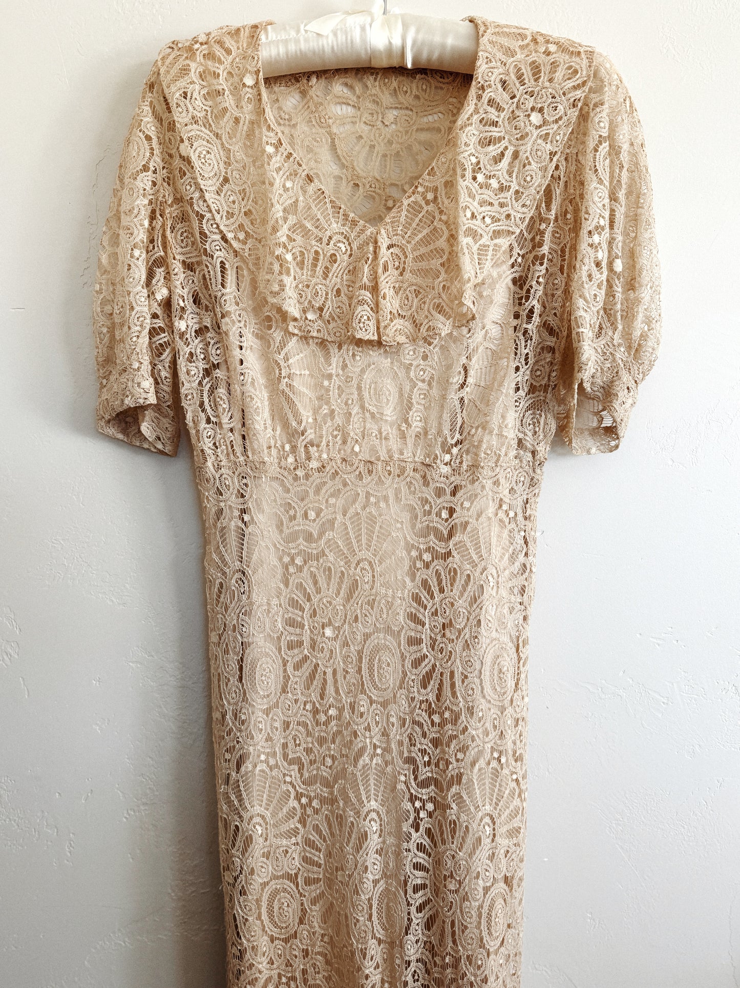 1930s White Lace + Puffed Shoulder Gown w/ Rhinestone Belt- XS/S
