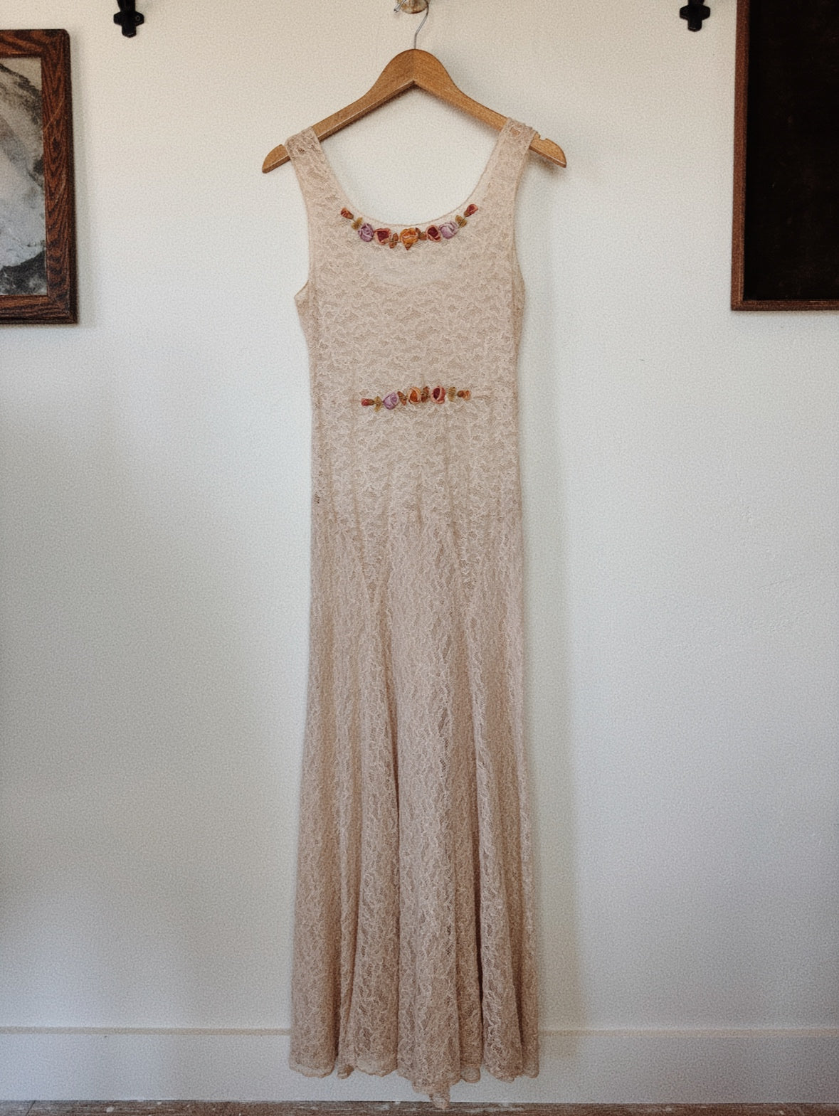 1930s French Ecru Lace Bias Cut Gown w/ Silk Rosettes- S