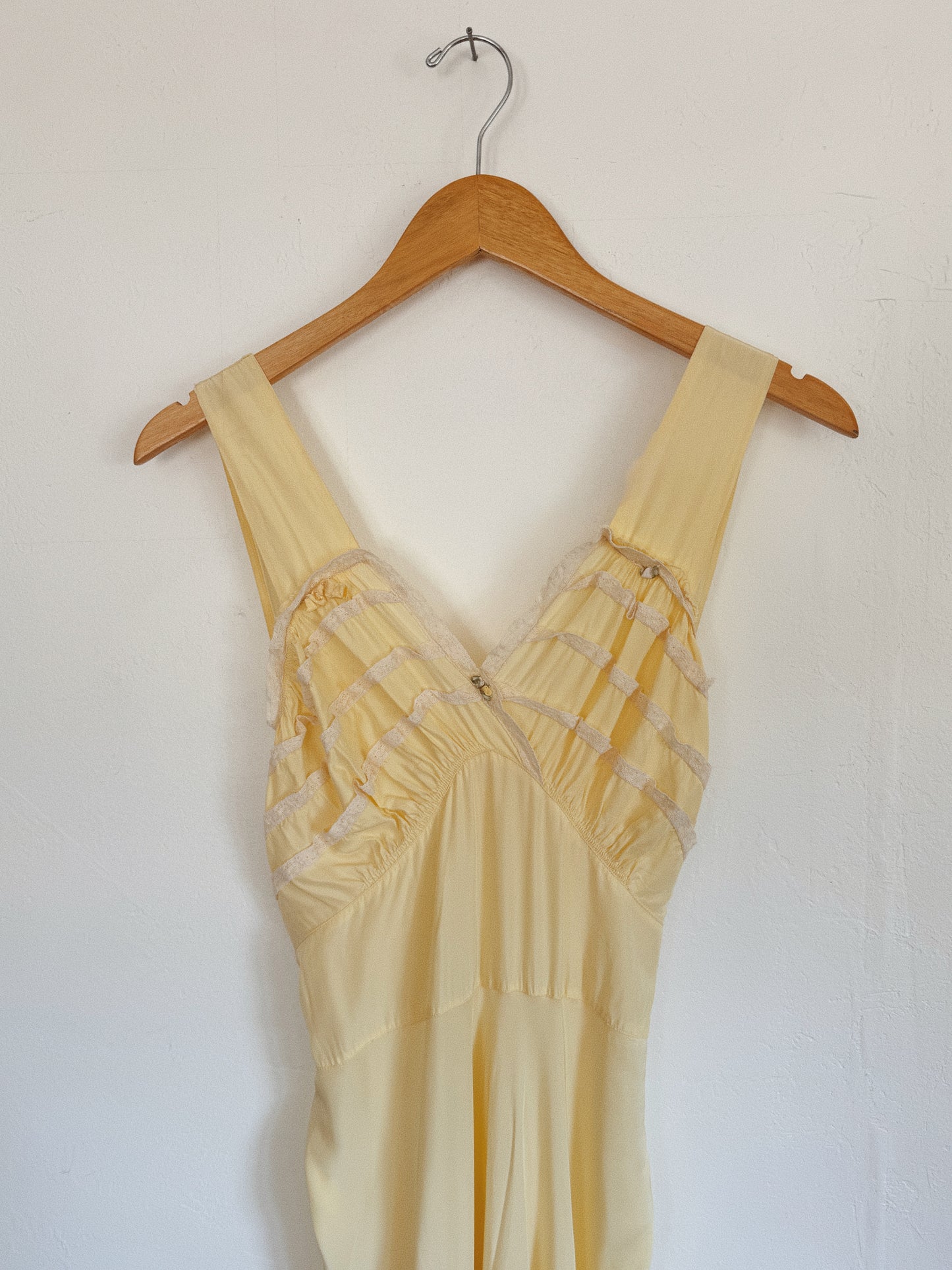 1940s Lemonade Ruffle Rayon Slip Dress w/ Rosettes- S/M