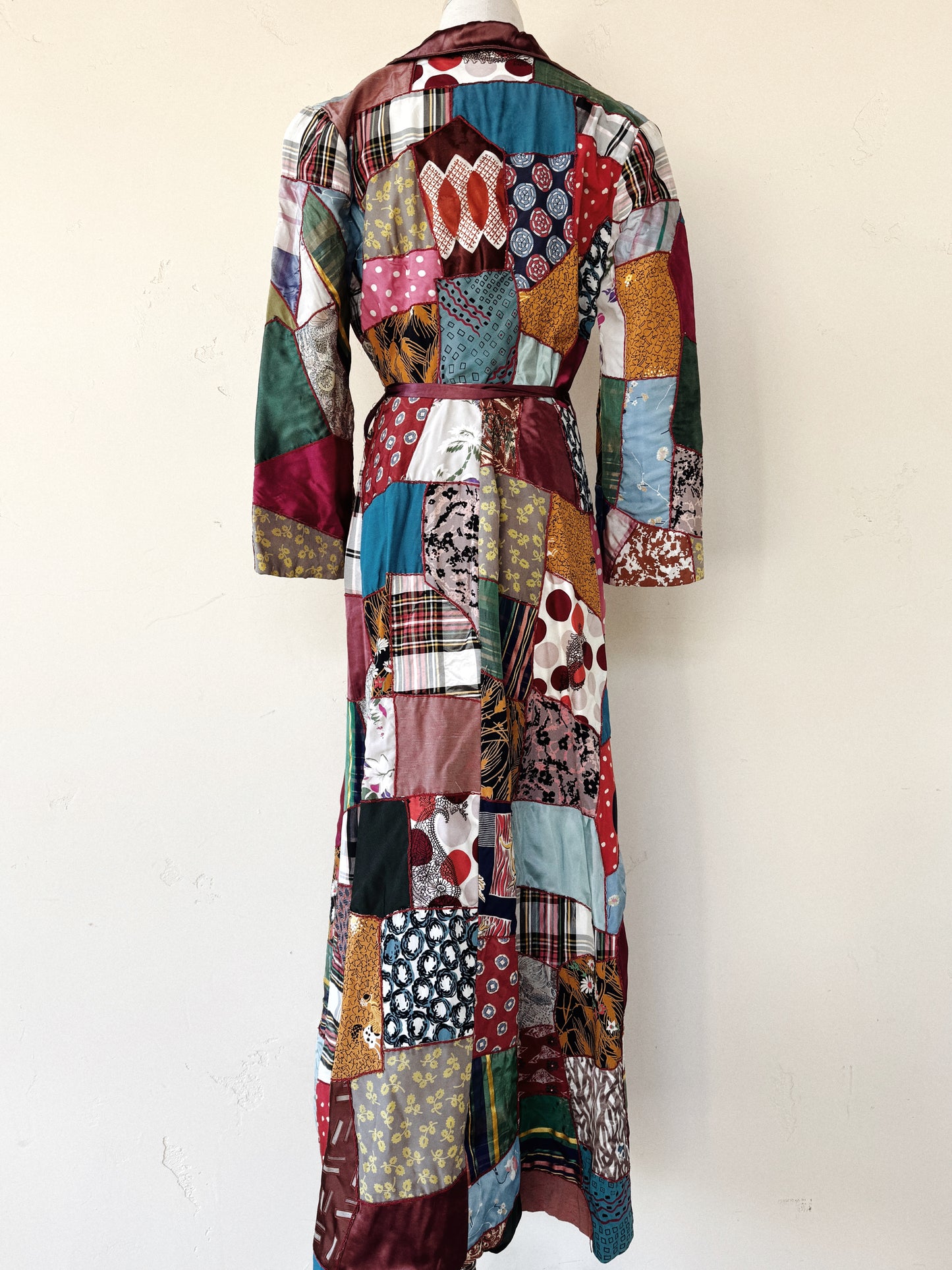 1940s Crazy Quilt Dressing w/ Rayon Patches- S/M-M