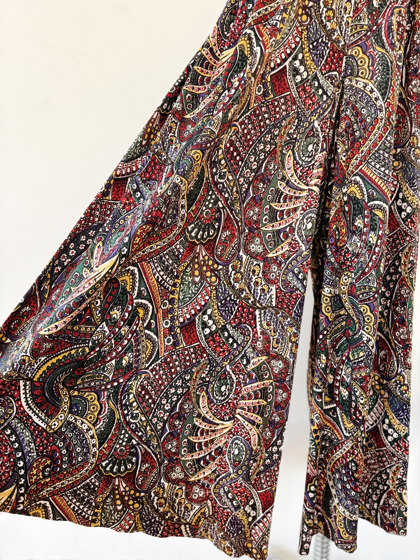 1930s/40s Paisley Rayon Jersey Ultra Wide Elephant Leg Palazzo Pants- L