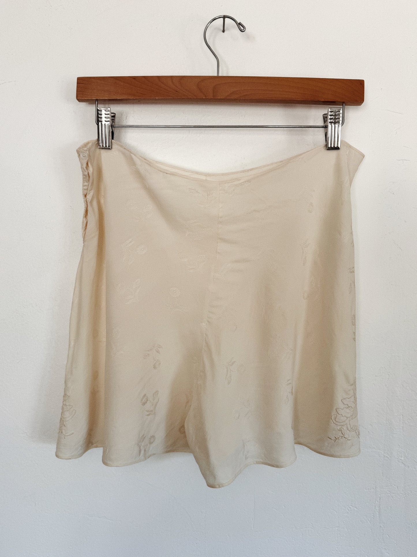 1930s Ivory Silk Jacquard Embroidered Tap Shorts- M/L