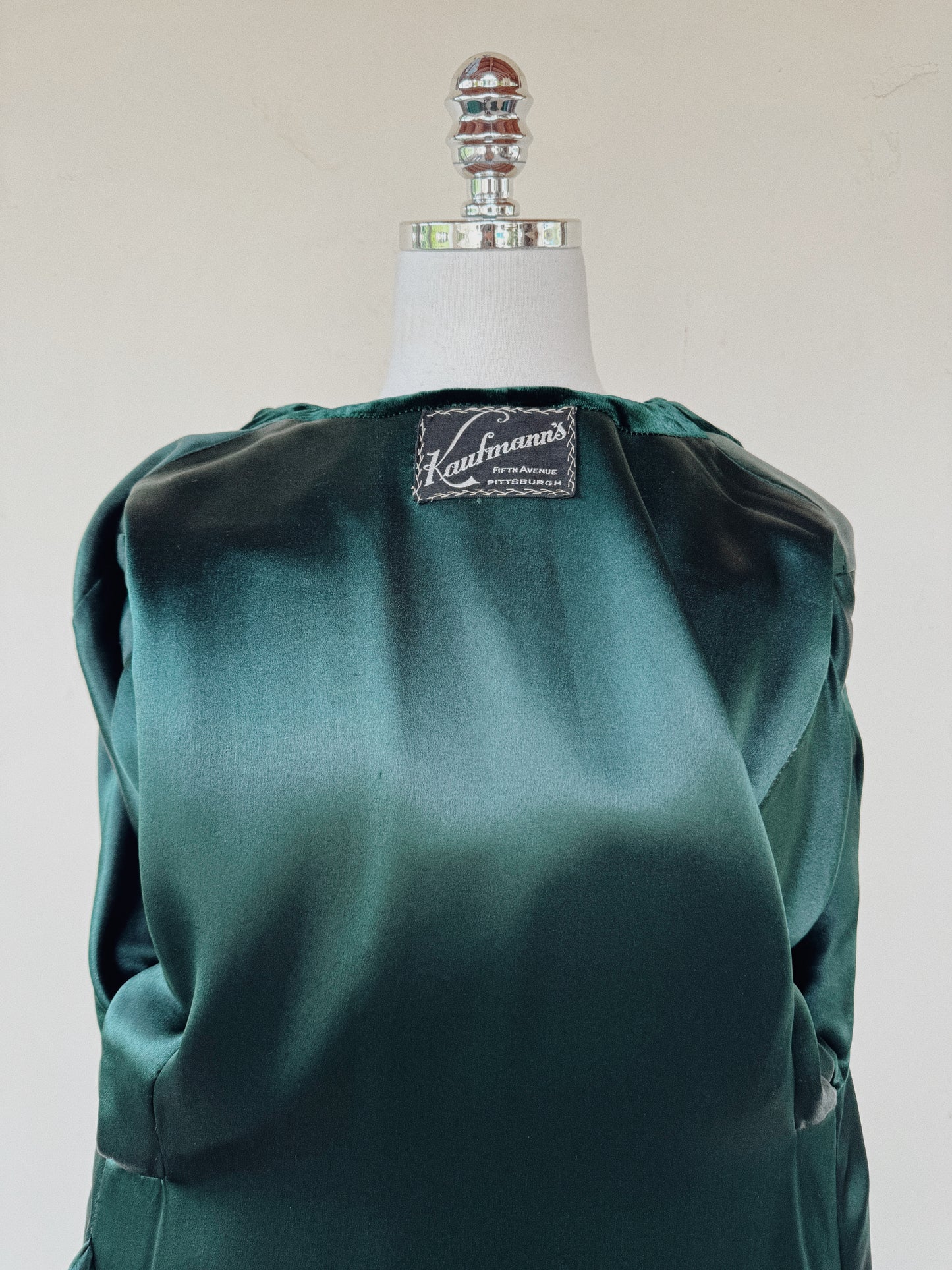 1930s/40s Emerald Green Velvet Deco Duster Coat w/ Bon Bons- S/M