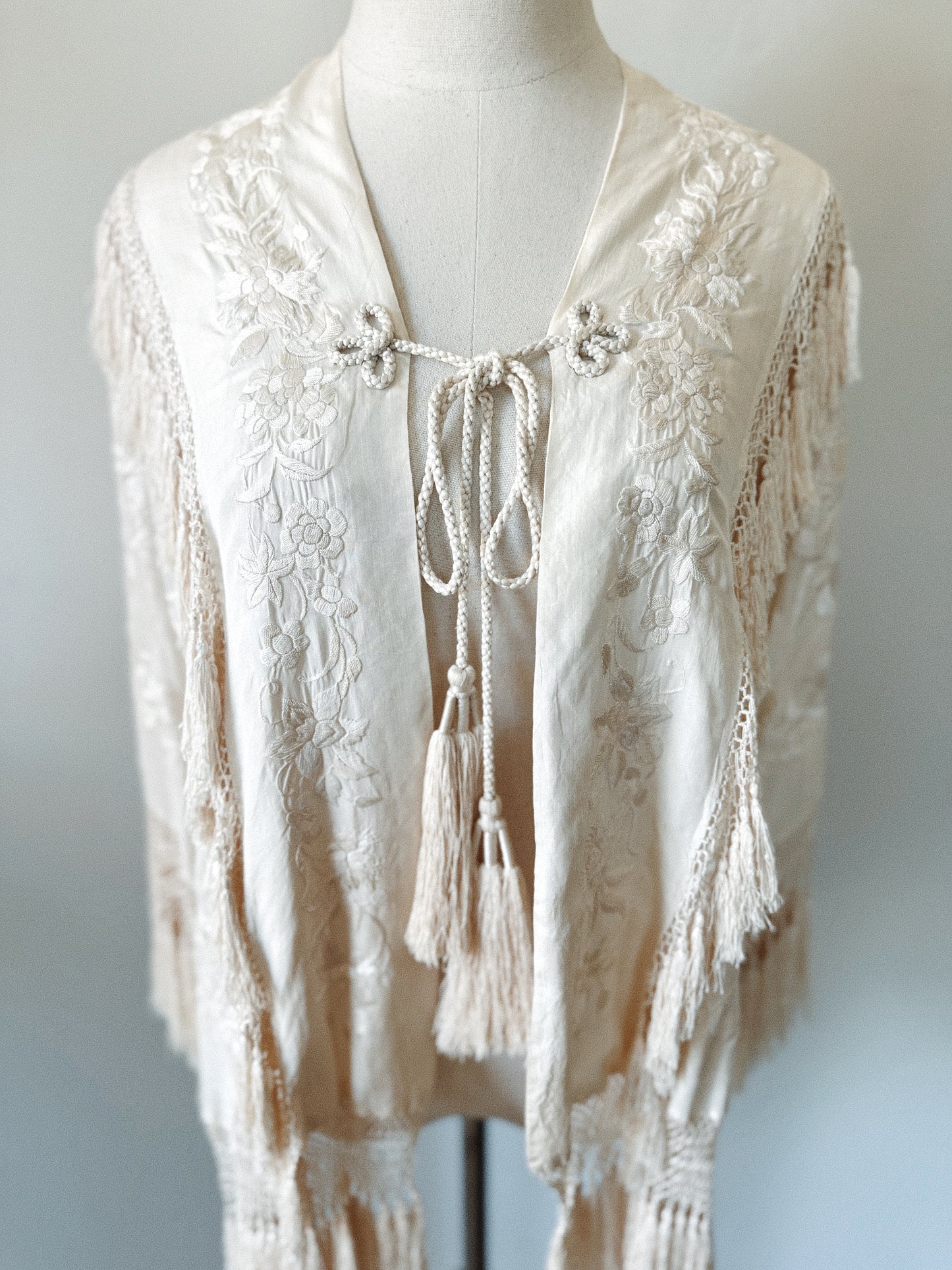 1920s Ivory Cantonese Silk Embroidered Shawl w/ Fringe + Tassels- S-M/L