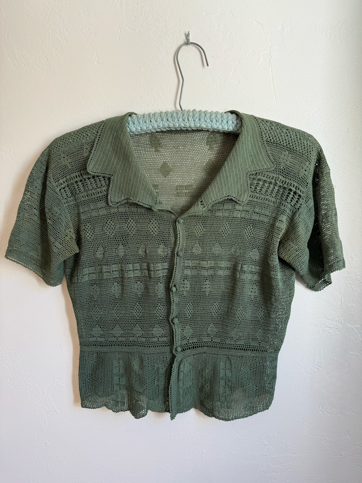 1930s Sage Green Cropped Crocheted Blouse w/ Puffy Buttons- XS/S