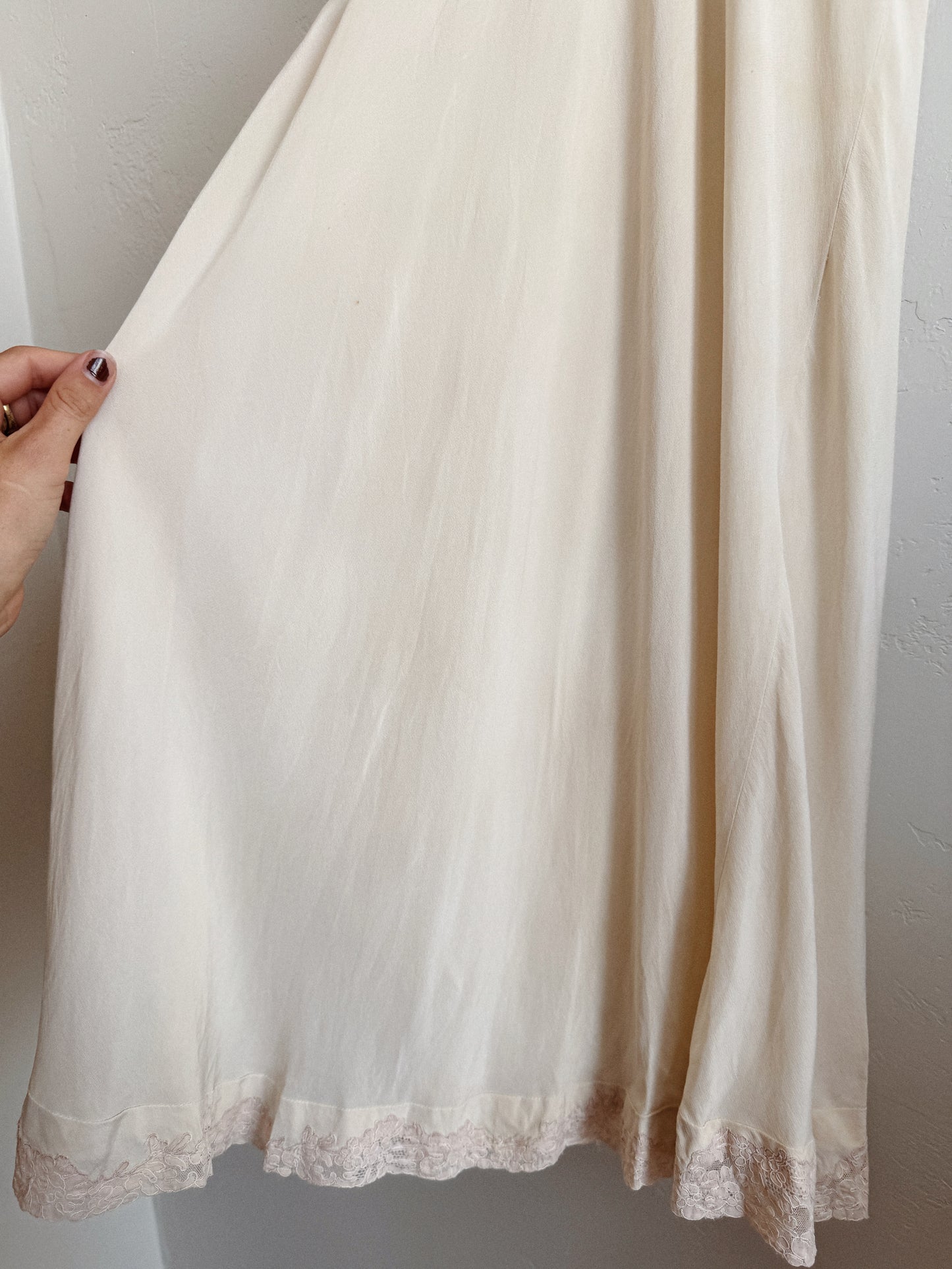 1930s White Silk + Lace Slip Dress w/ Appliqués- XS
