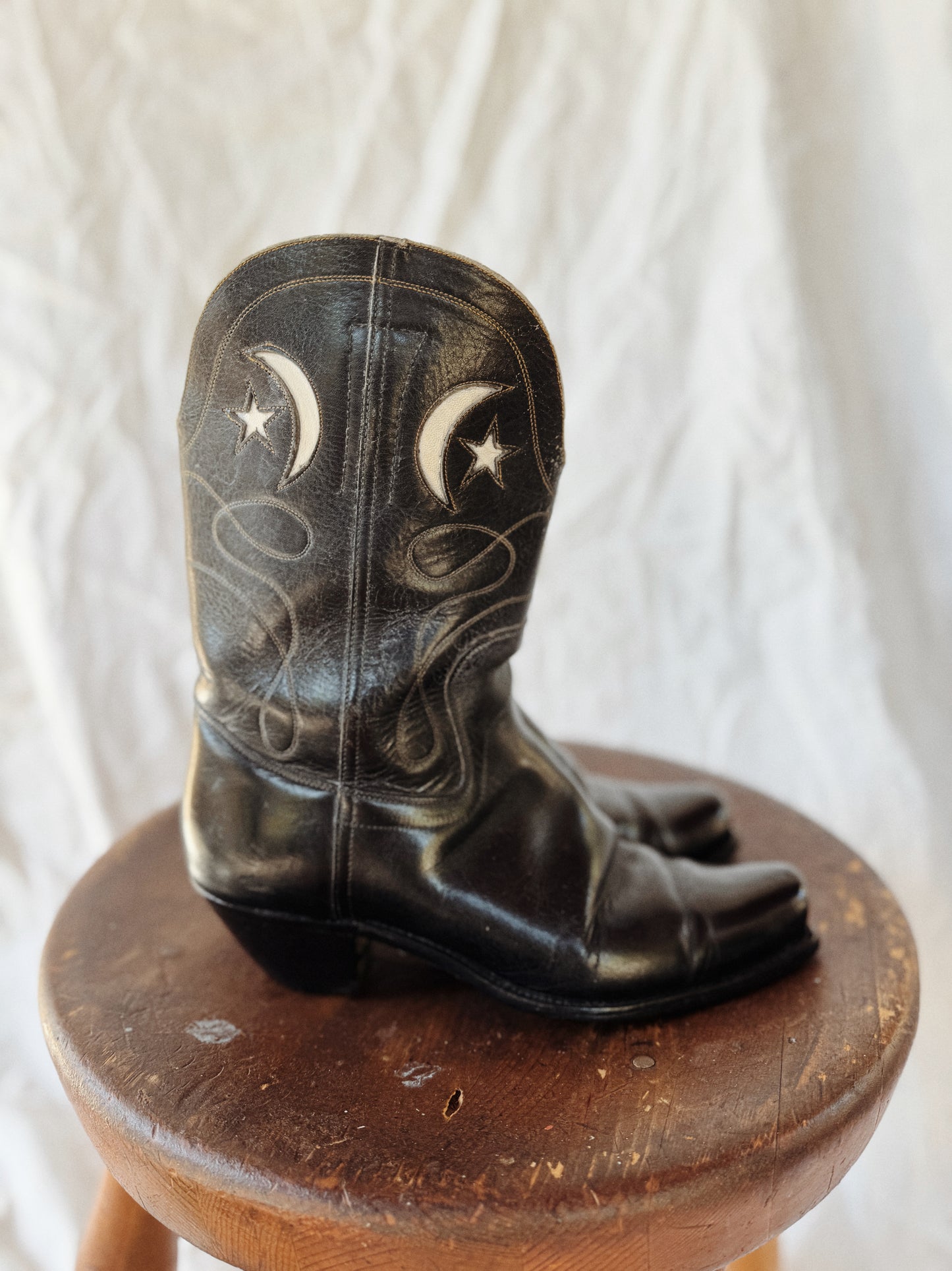 1940s/50s Black Pee Wee Cowboy Boots w/ Crescent Moon + Star Inlay- 9/9.5