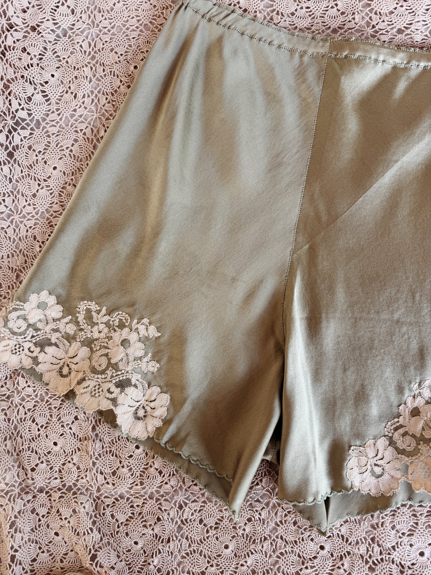 1930w Sage Charmeuse Silk + Lace Tap Shorts- S/M