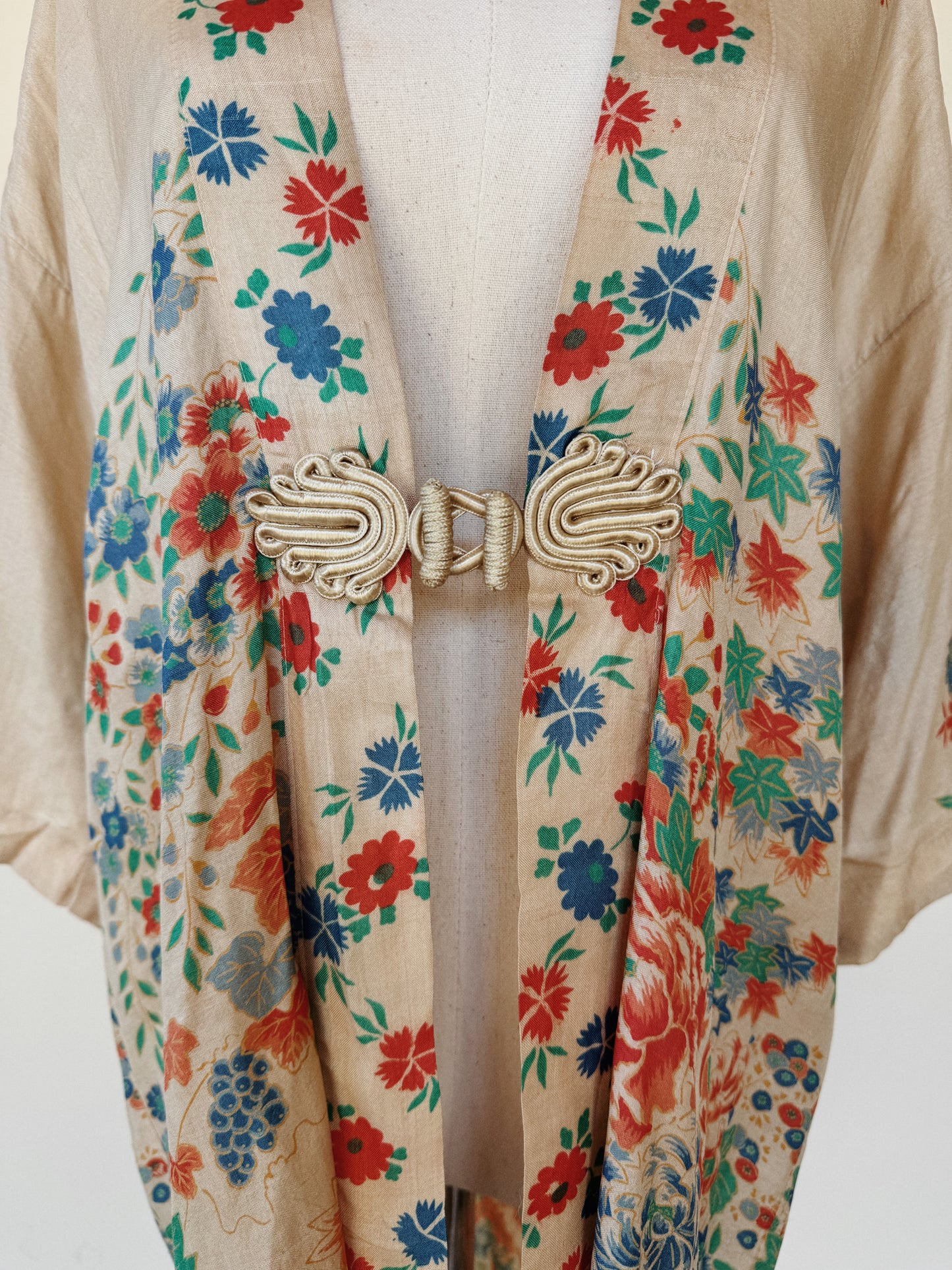 1920s Vivid Pongee Silk Duster Jacket w/ Frog Closure