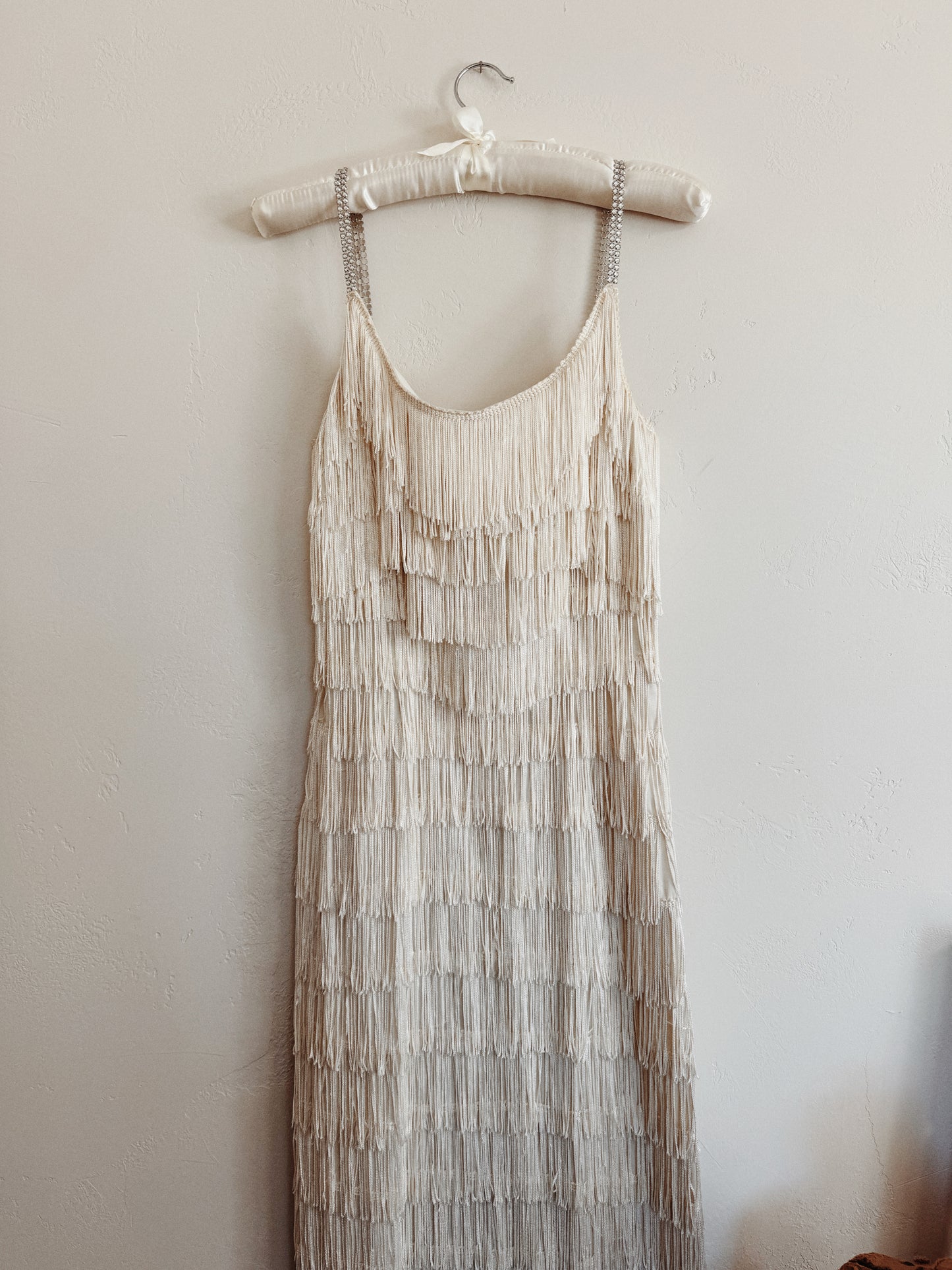 1950s White Tiered Fringe Hourglass Evening Gown- S
