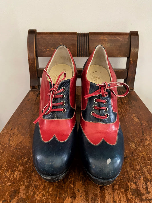 1960s Red + Navy Platform Lace Up Mary Janes- 6
