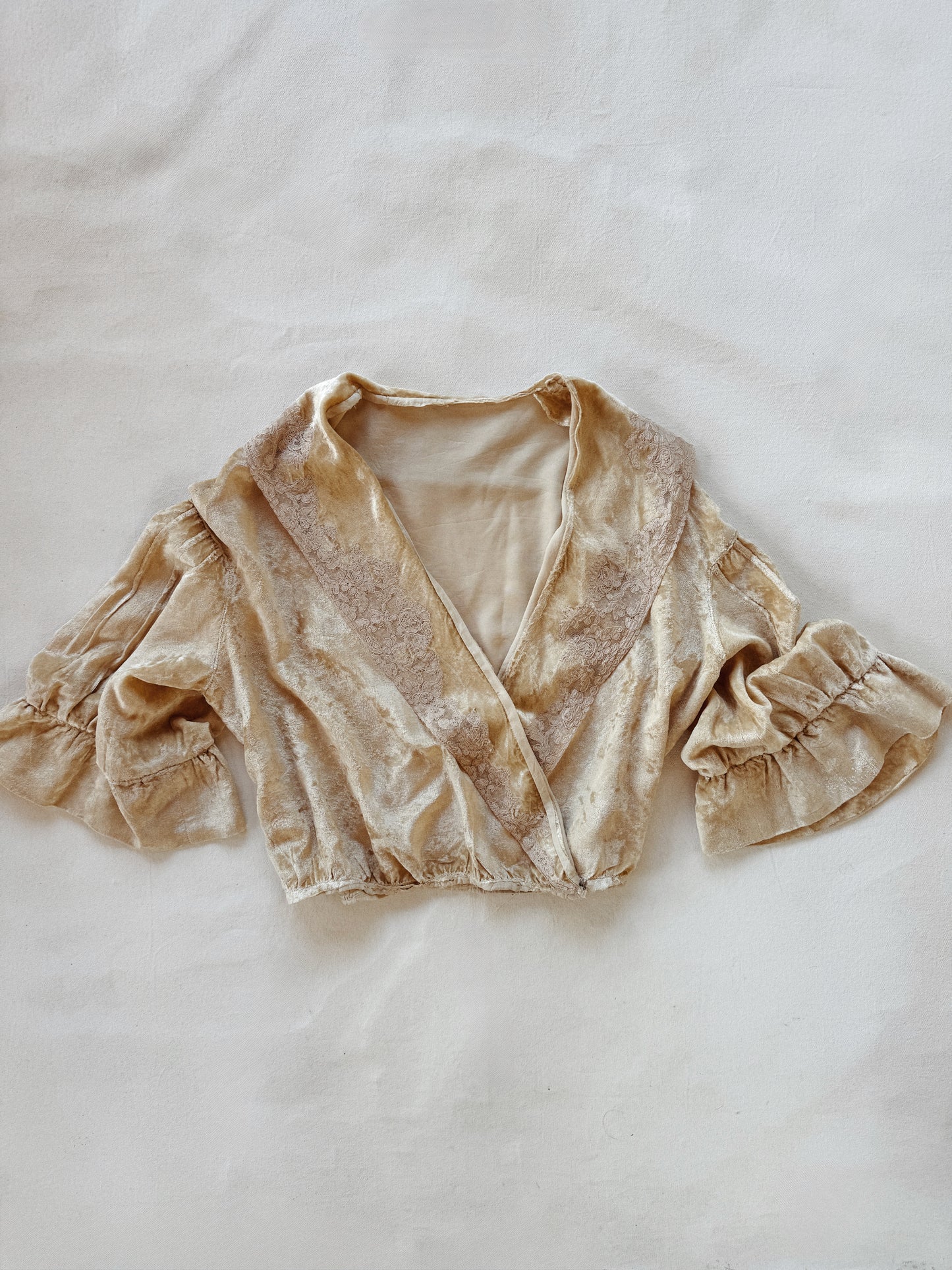 1930s Ivory Crushed Velvet + Lace Cropped Jacket- M
