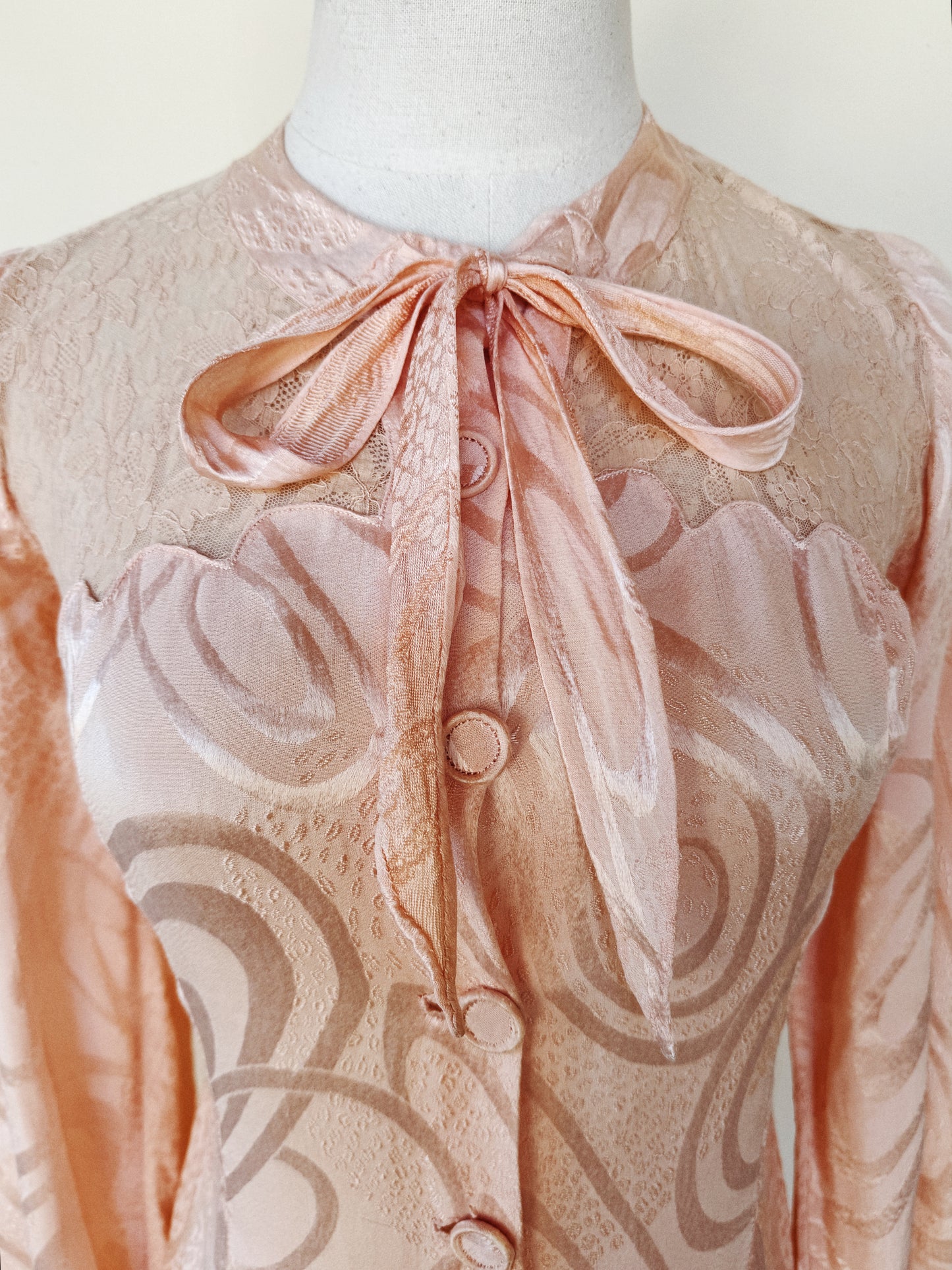 1930s Princess Pink Abstract Silk Dressing Gown- S