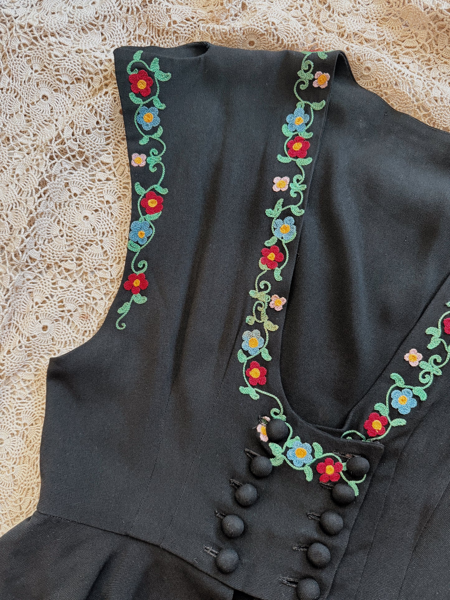 1940s Black Floral Embroidered Cropped Peplum Blouse- S-S/M