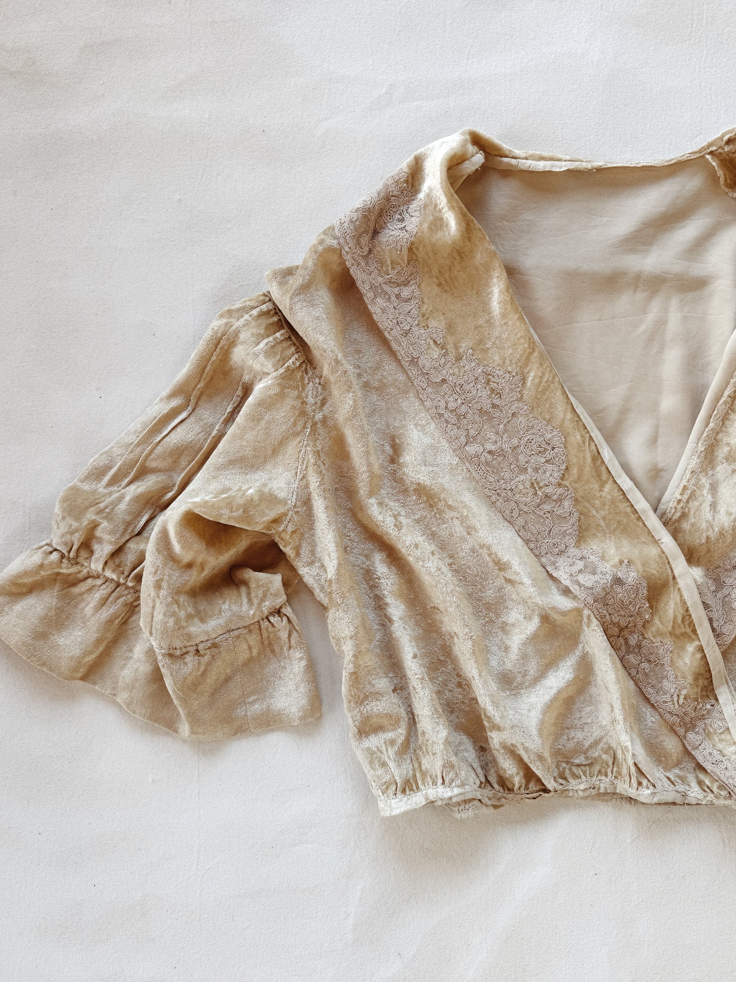 1930s Ivory Crushed Velvet + Lace Cropped Jacket- M