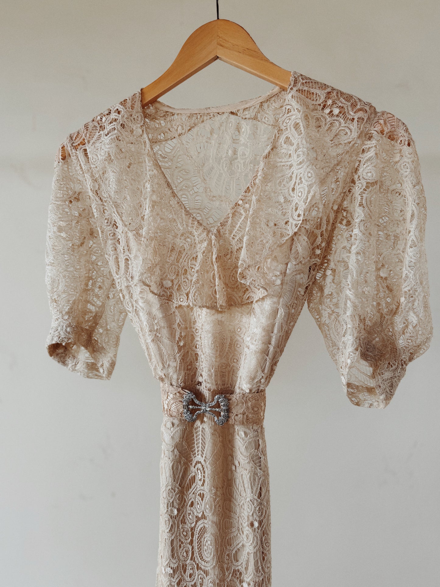 1930s White Lace + Puffed Shoulder Gown w/ Rhinestone Belt- XS/S
